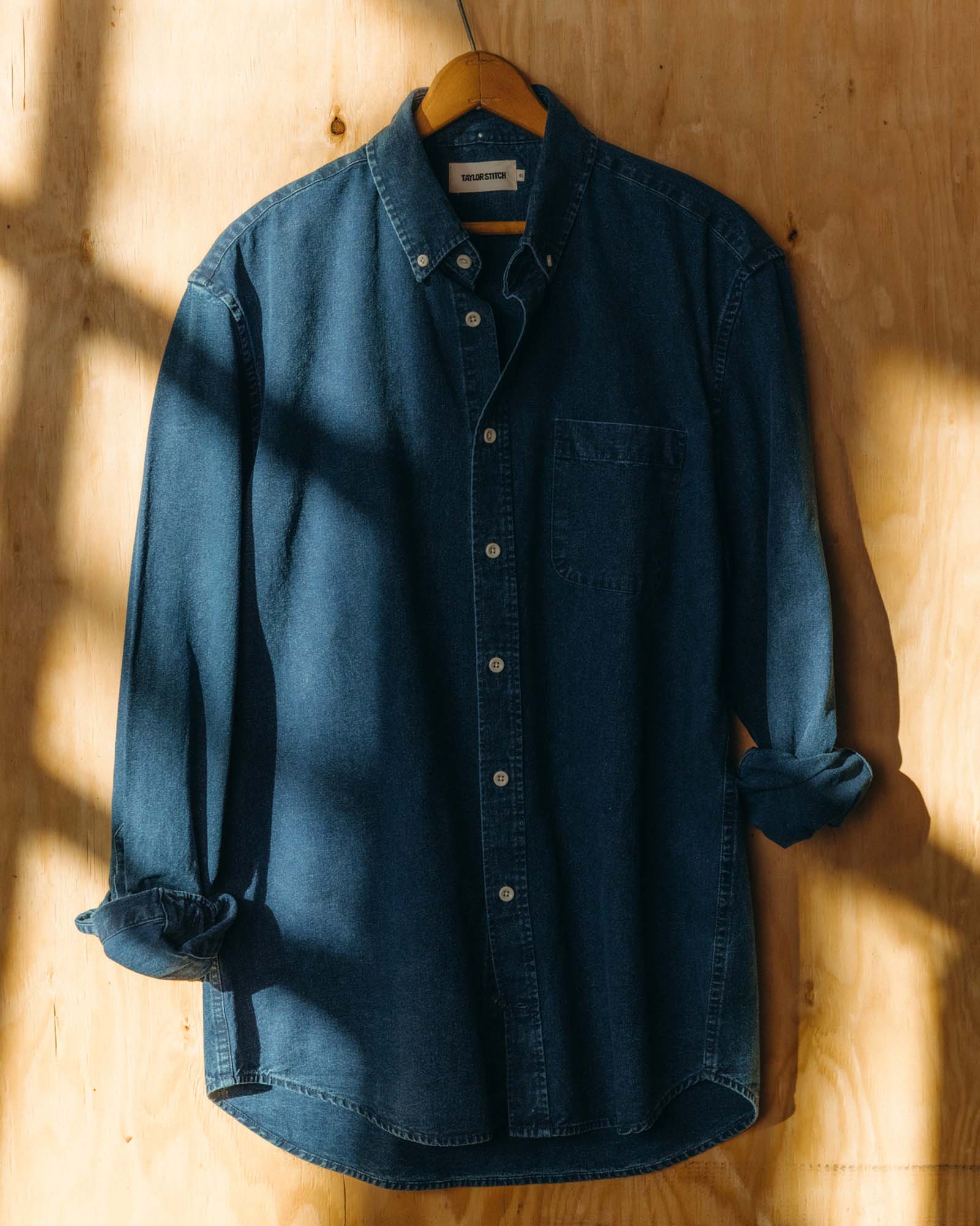 The Jack in Rinsed Indigo Oxford | Modern Menswear by yycbvcnbmmnbm
