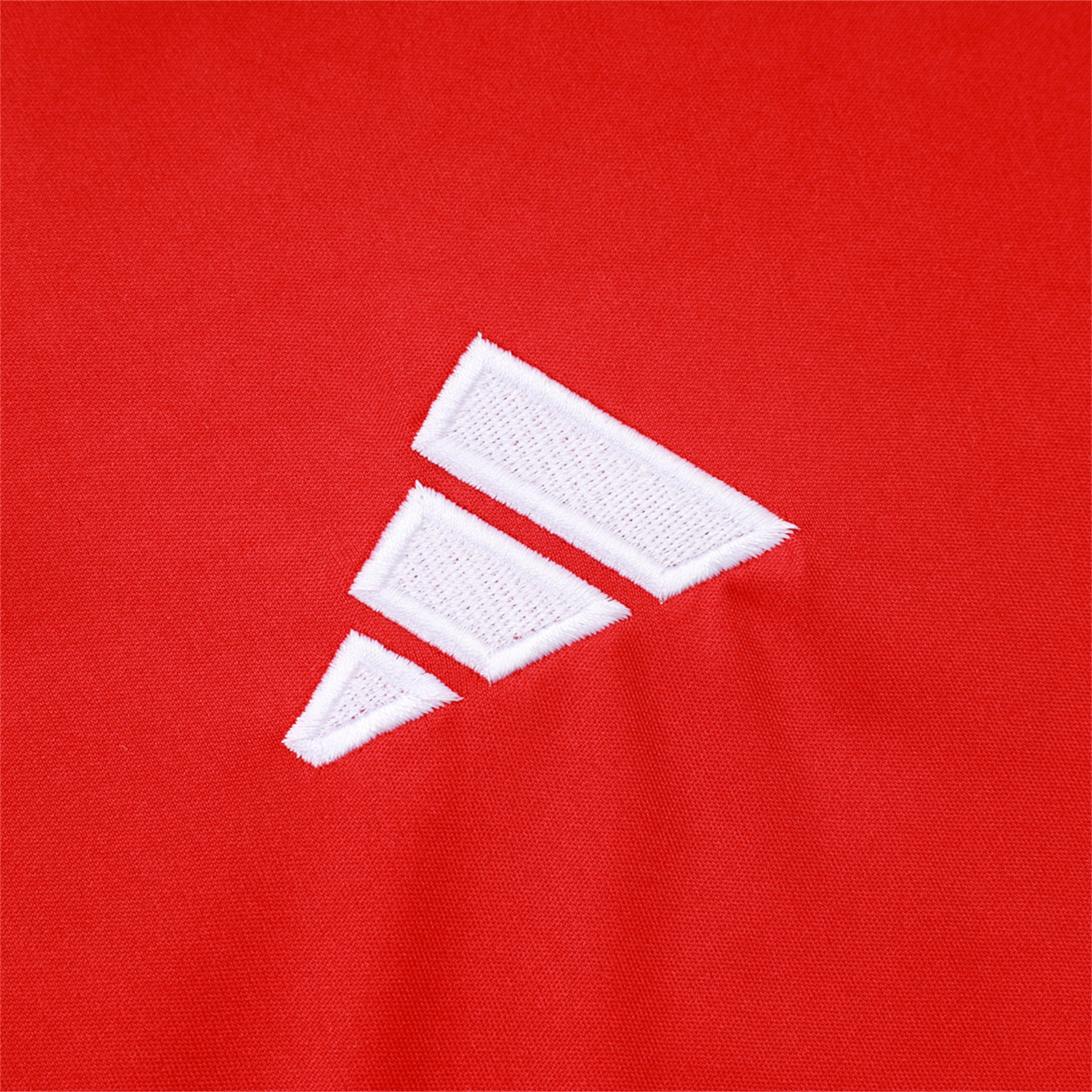 AlphaJersey-Liver.pool 25-26 Vest Training Set - Red Vest & Black Shorts