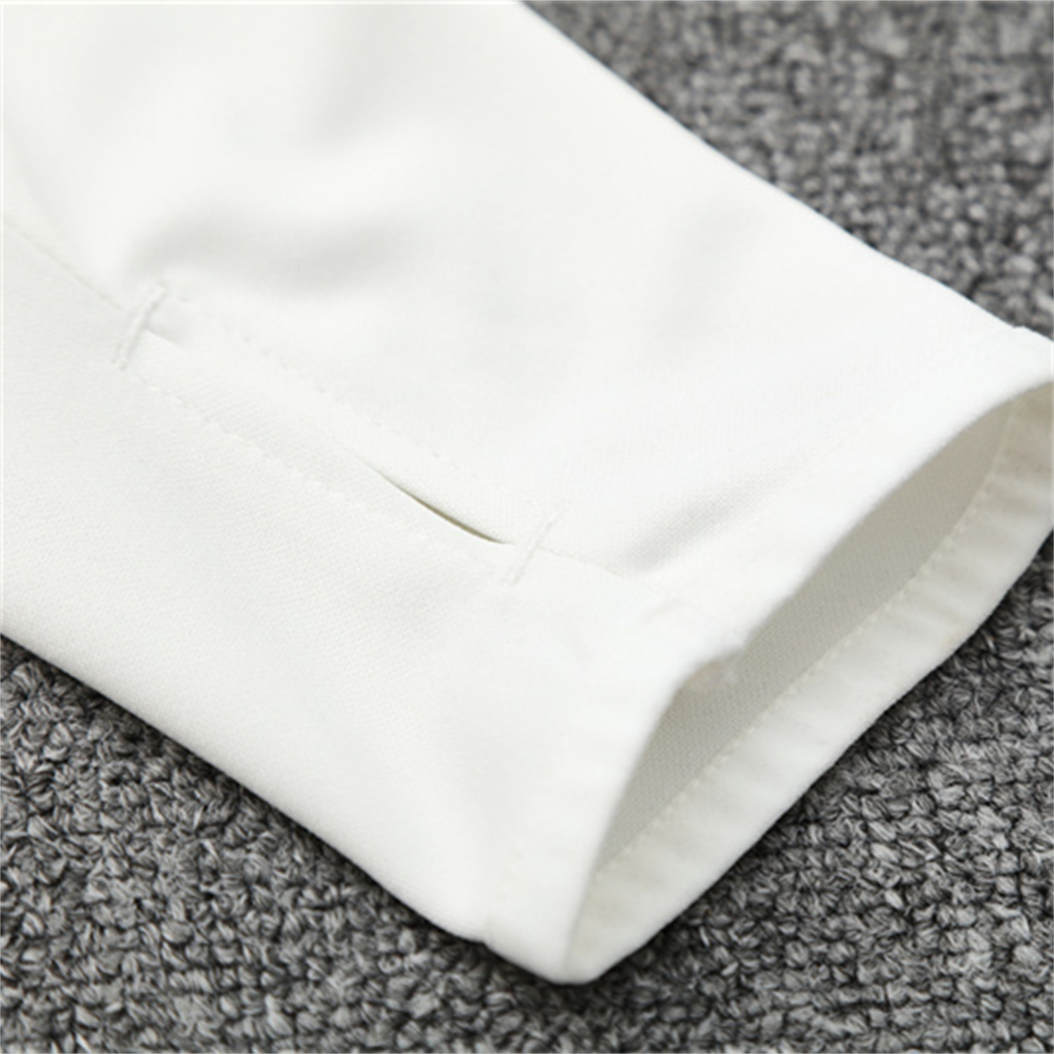 AlphaJersey-Liver.pool 25-26 Long Sleeve Training Set - White Top & Black Pants