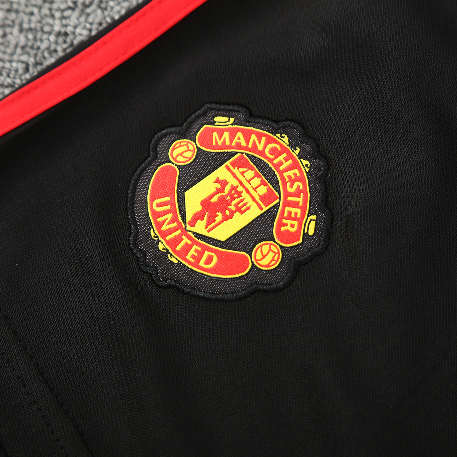 AlphaJersey-Manchester United 25-26 Short-Sleeve Training Set - Red Edge White Top & Black Shorts
