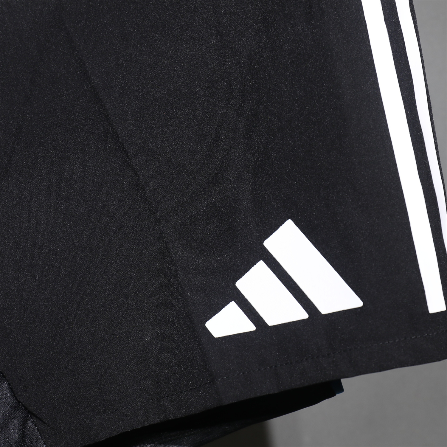 AlphaJersey-Newcastle United 25-26 Home Black Shorts - Player Version