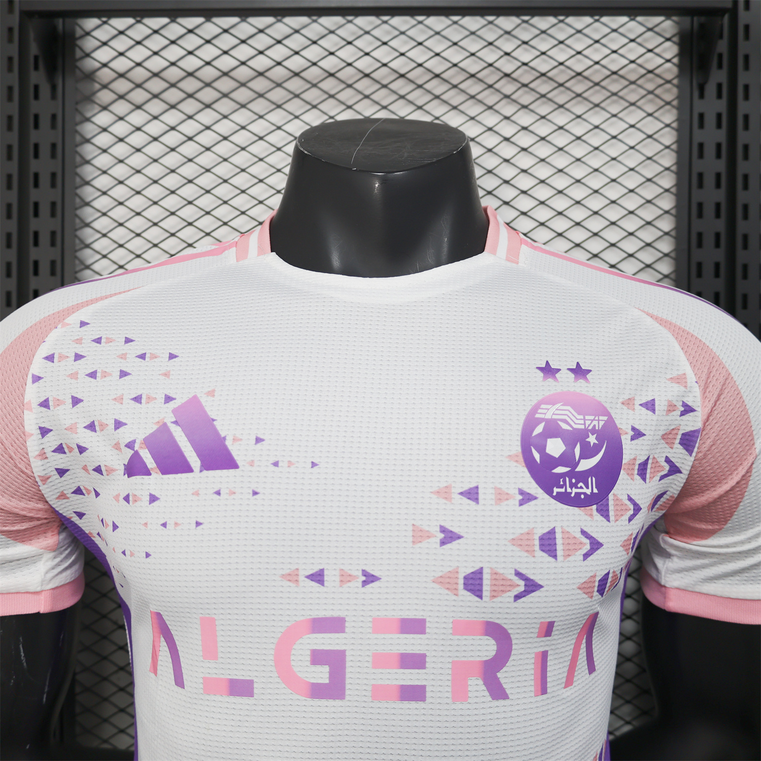 AlphaJersey-Algeria 25-26 Pink and Purple Triangle Pattern Black Jersey - Player Version