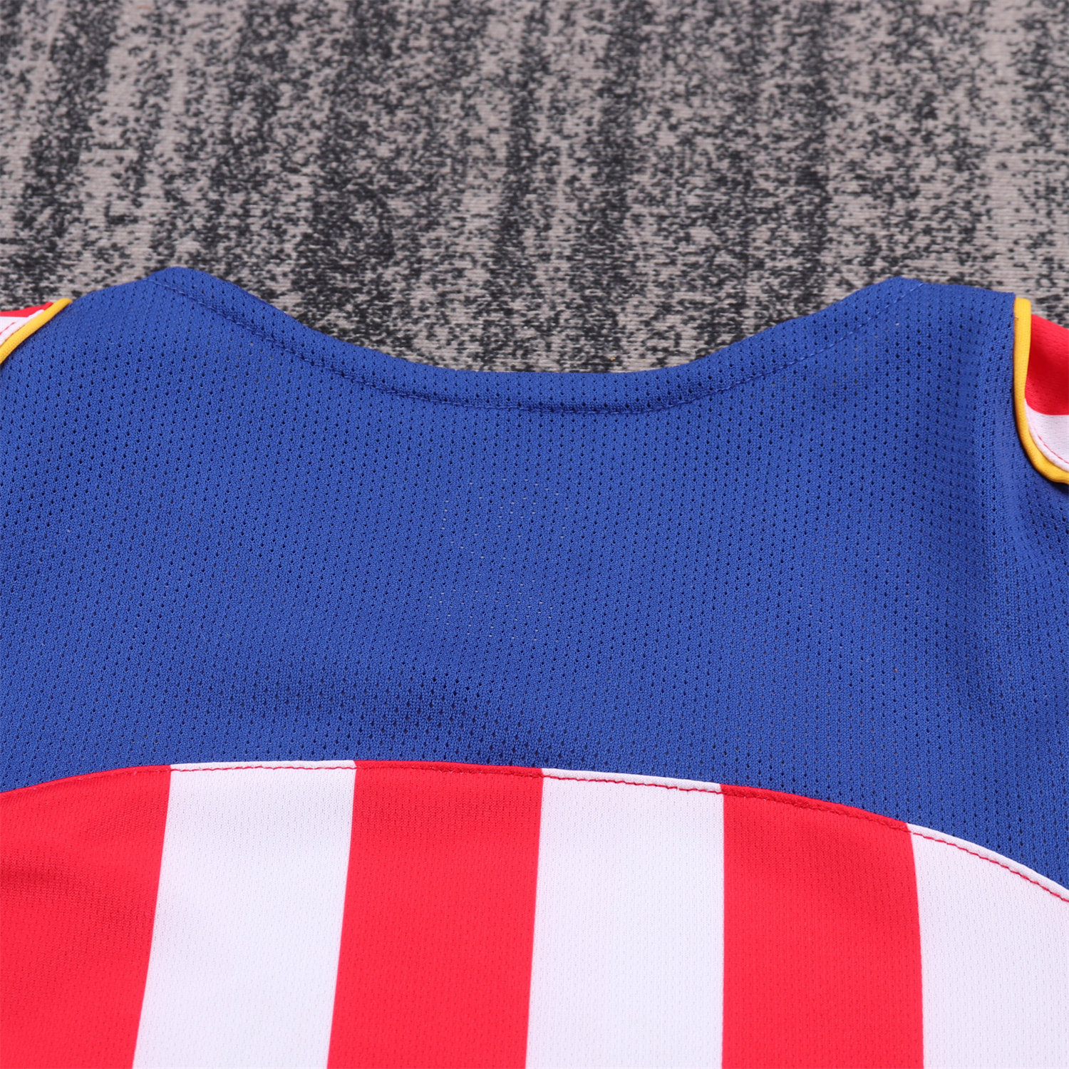 AlphaJersey-Retro Atletico Madrid 2004-05 Home S.p.i.d.e.r M.a.n Special Long Sleeves Kids Kit