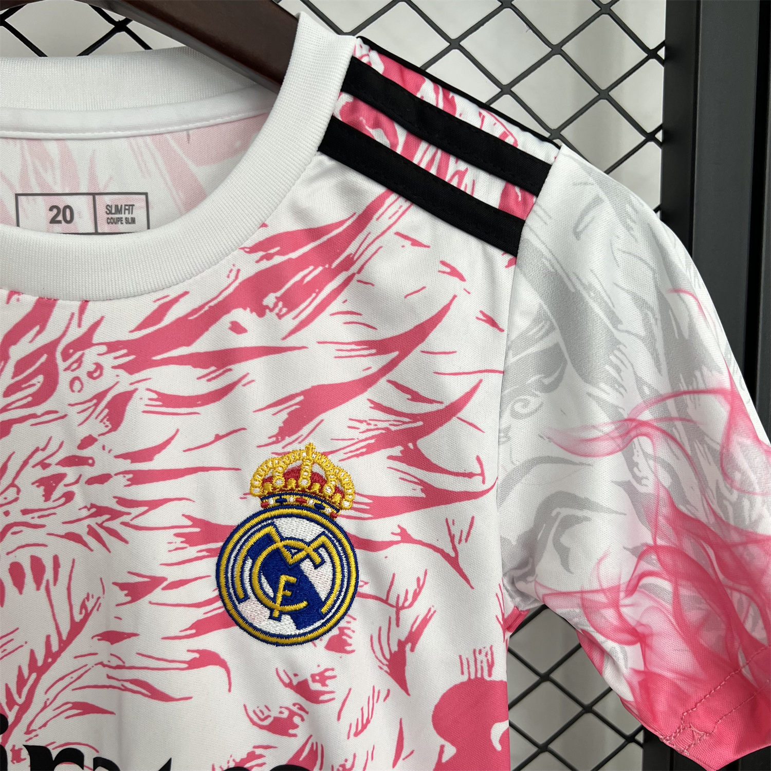 AlphaJersey-Real Madrid 25-26 Dragon Pink And Black Special Kids Kit