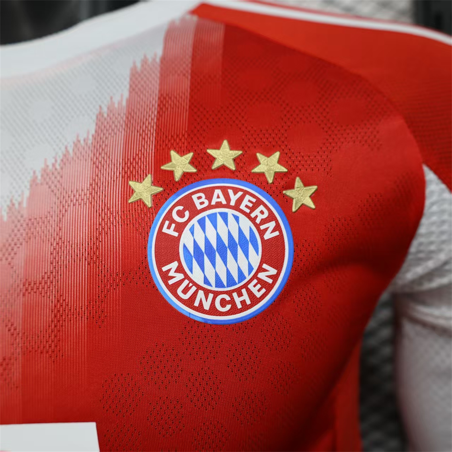AlphaJersey-Bayern Munich 25-26 Home Long Sleeves Jersey - Player Version