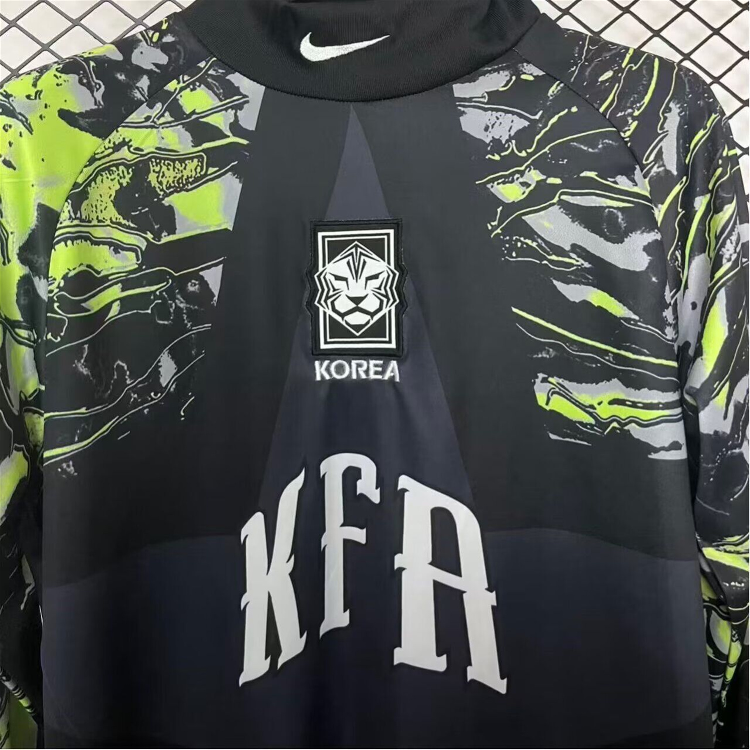 AlphaJersey-Korea 2026 Hollywood Goalkeeper Special Long Sleeves Jersey - Fans Version