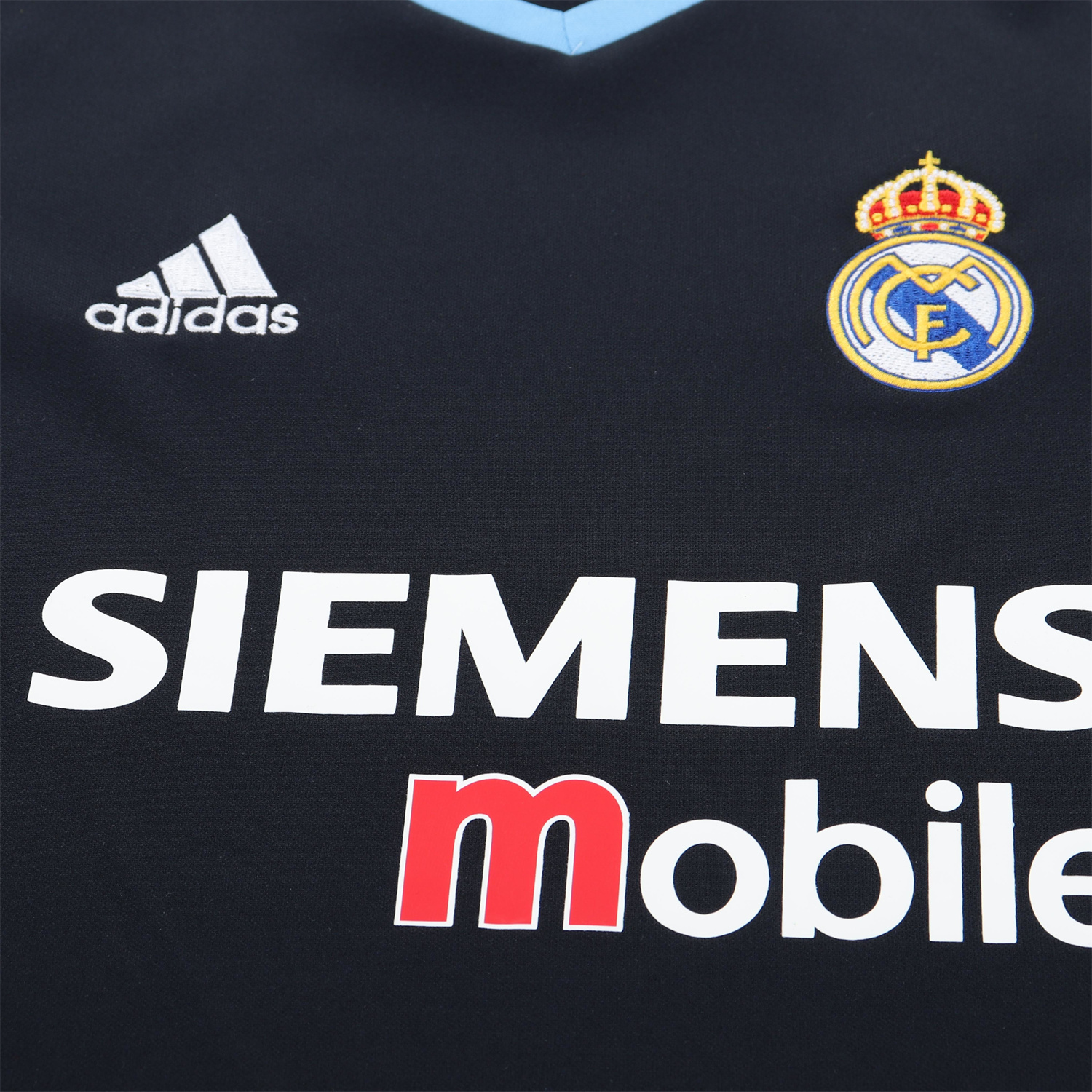 AlphaJersey-Retro Real Madrid 03-04 Away Kids Kit