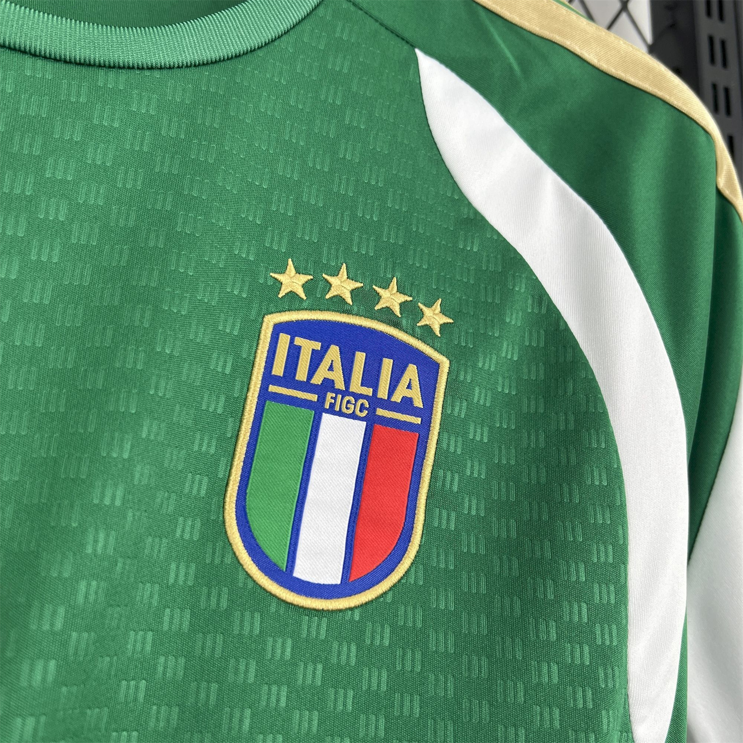 AlphaJersey-Italy 2026 Green Tiro Pre-Match Jersey