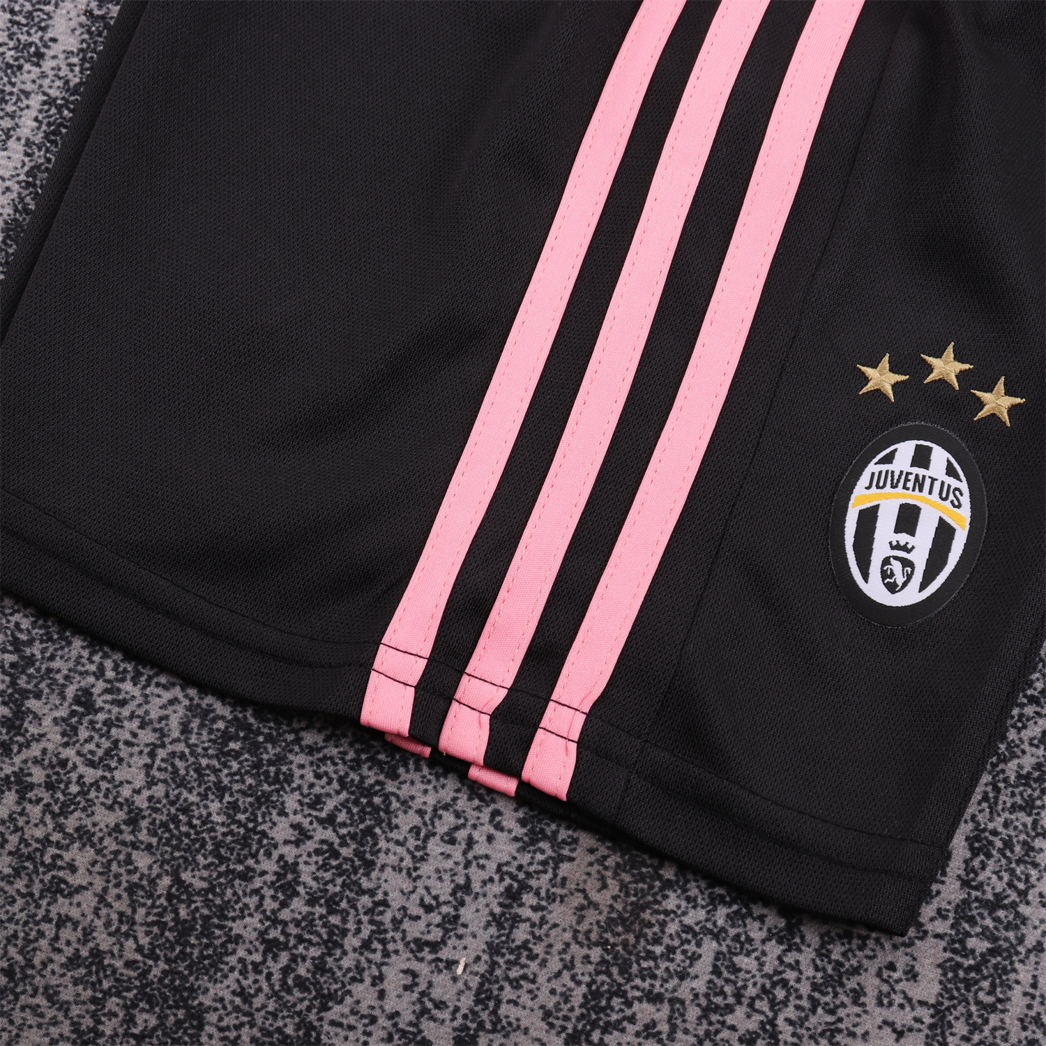 AlphaJersey-Retro Juventus 2015-16 Away Kids Kit