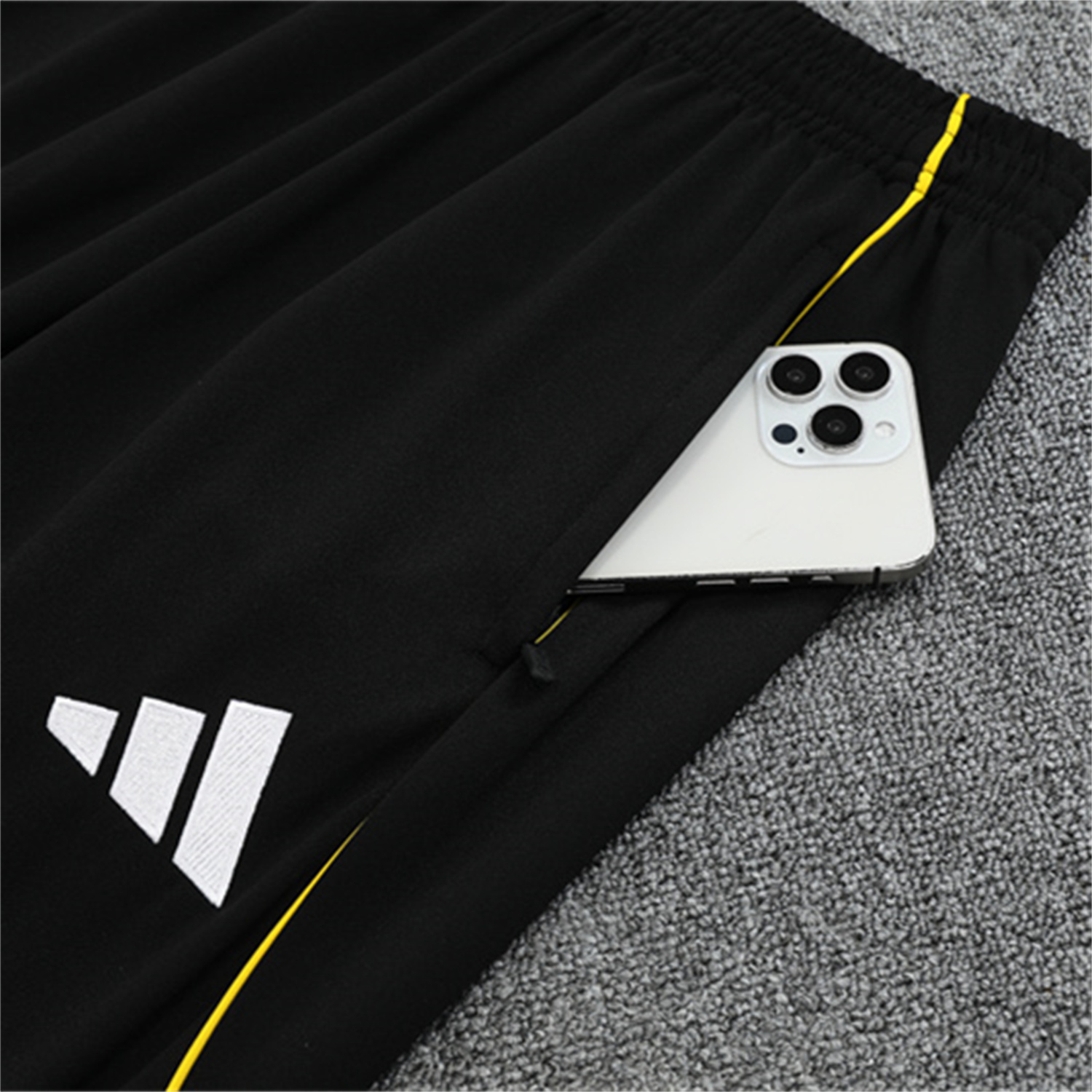 AlphaJersey-Real Madrid 25-26 Kid Long Sleeves Training Set - Black Top & Black Pants