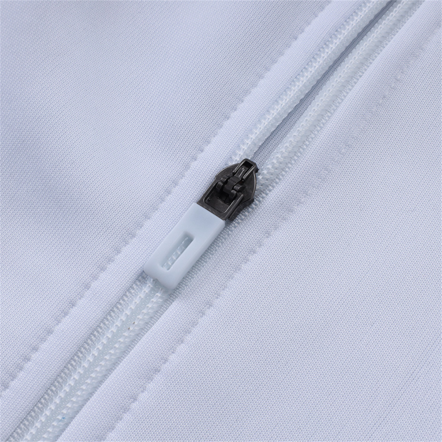 AlphaJersey-Real Madrid 25-26 Unsponsored Long Sleeve Training Set - White Top & Black Pants