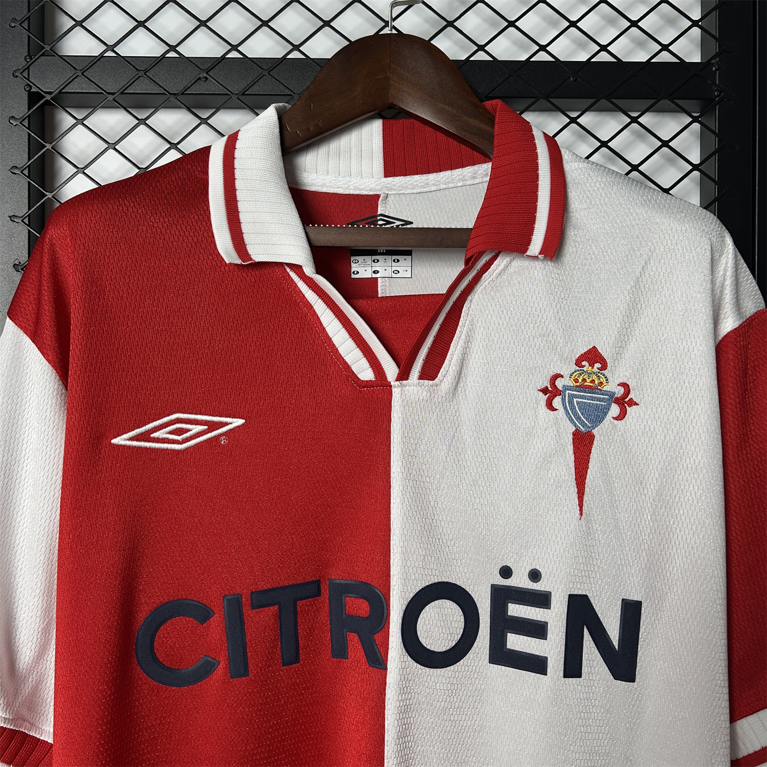 AlphaJersey-Retro Celta Vigo 2001-02 Away Jersey
