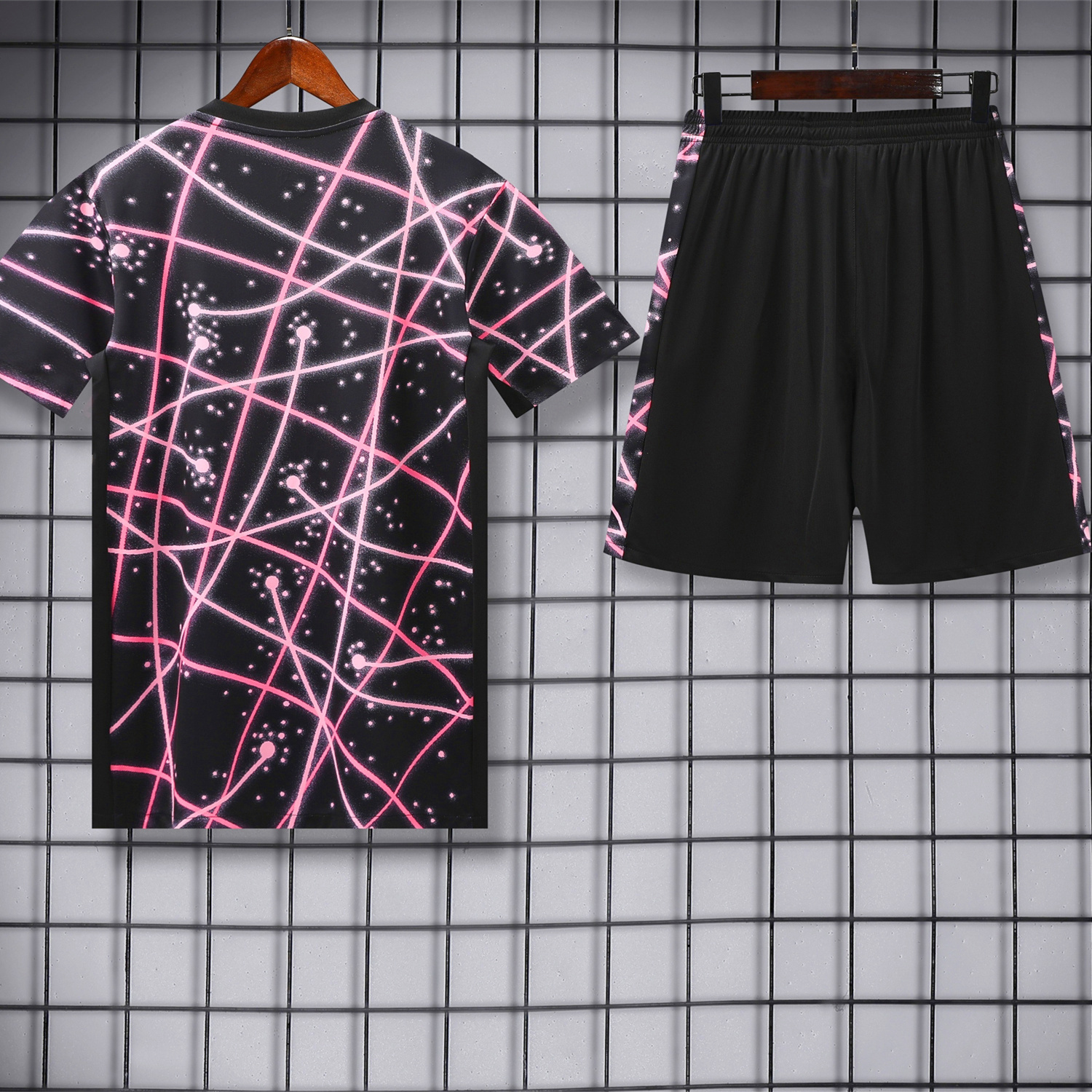 AlphaJersey-Paris Saint-Germain PSG 25-26 Short-Sleeve Training Set - Pink Fluorescent Rays Black Top & Black Shorts