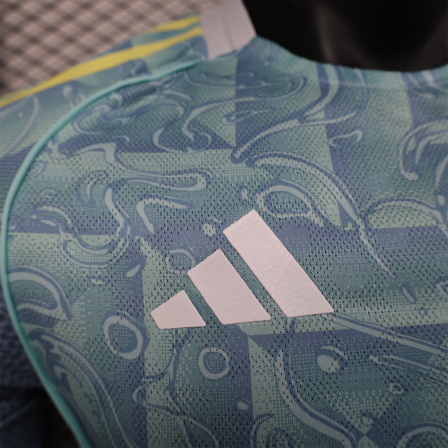 AlphaJersey-Juventus 25-26 Away Jersey - Player Version