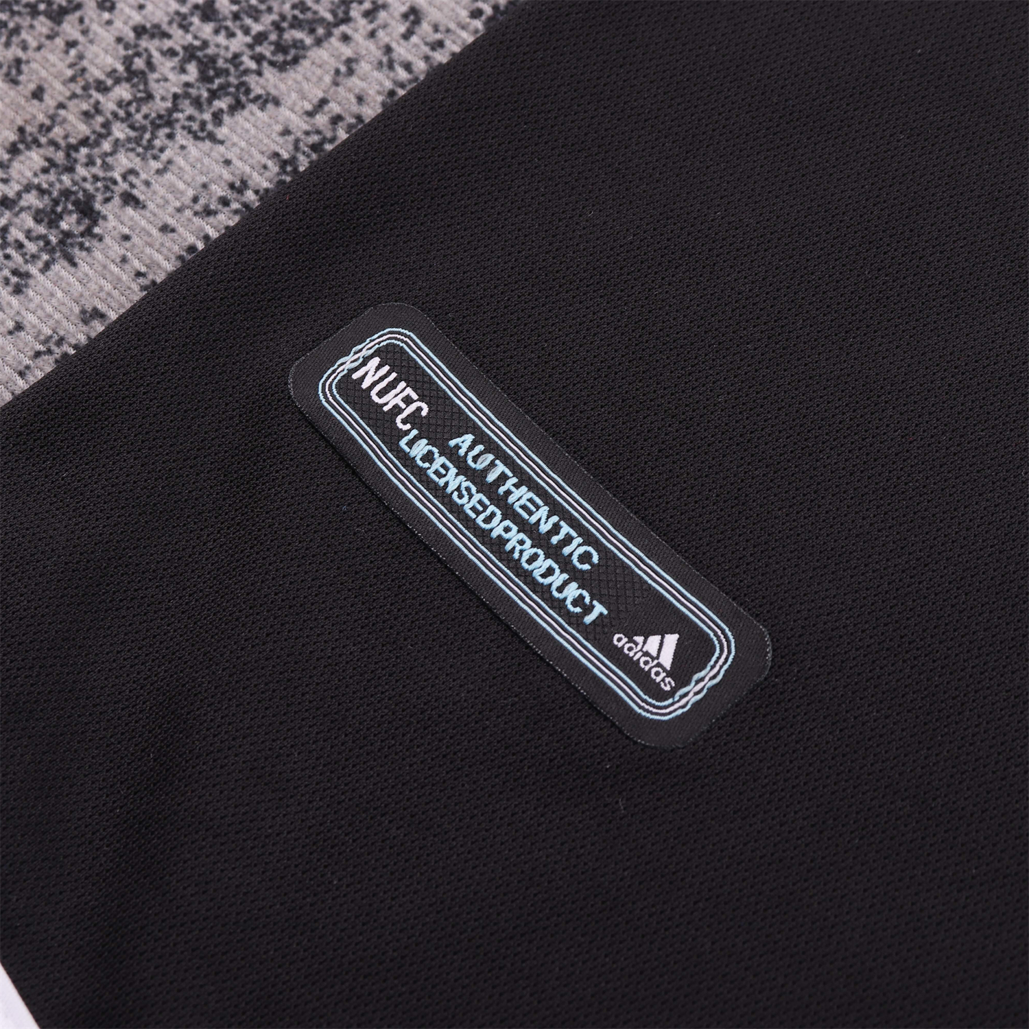 AlphaJersey-Retro Newcastle United 2000-01 Away Kids Kit