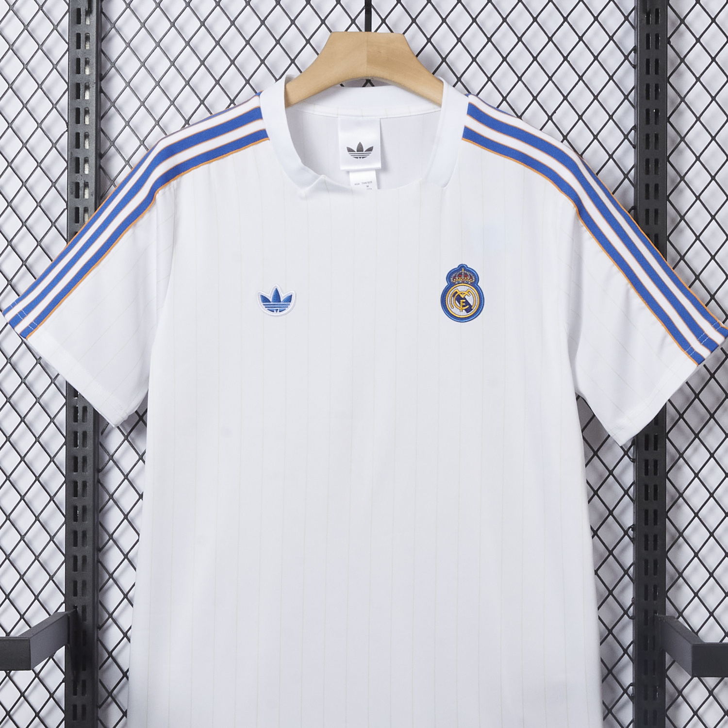 AlphaJersey-Real Madrid 25-26 Trefoil White Travel Jersey - Player Version