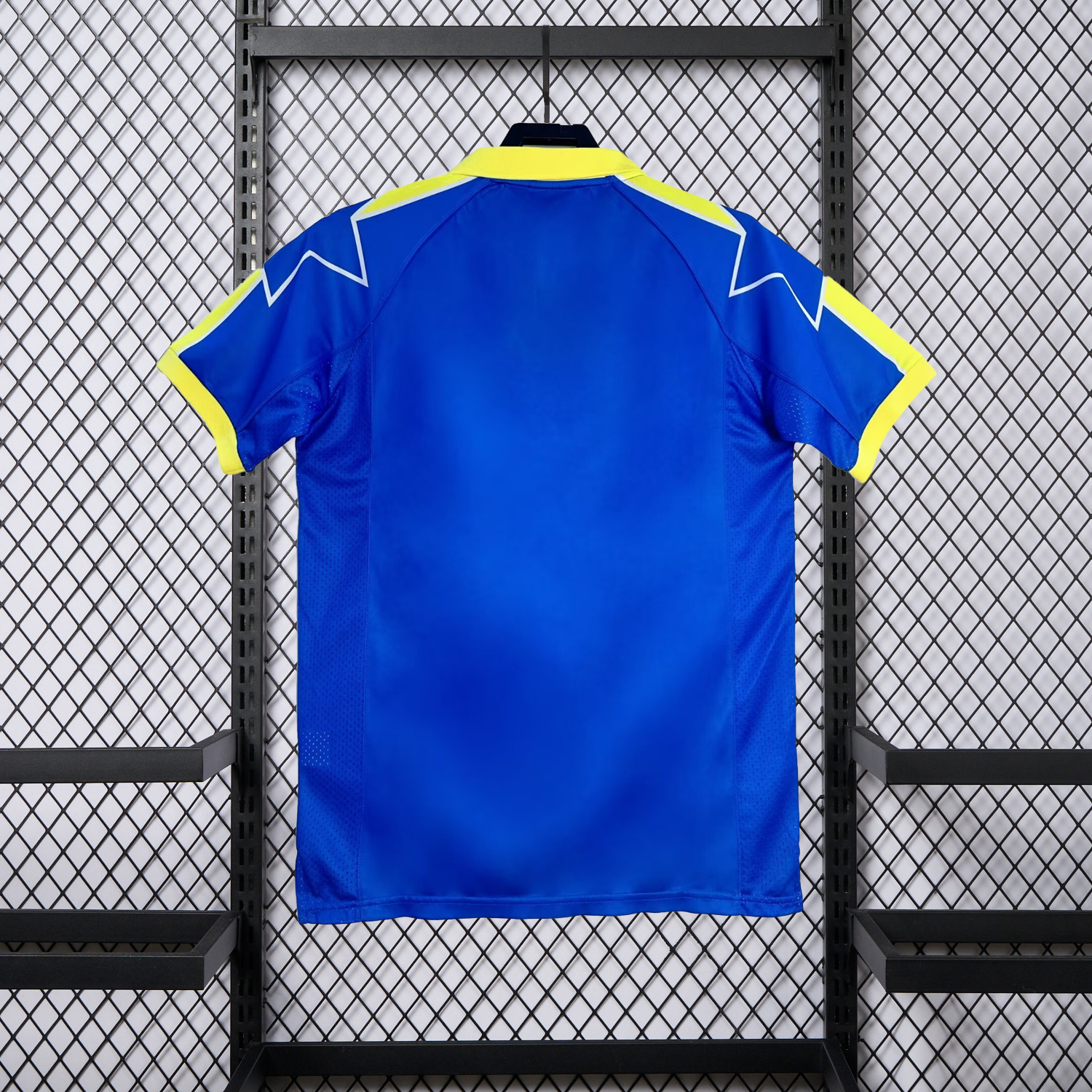 AlphaJersey-Retro Juventus 1997-99 Third Jersey