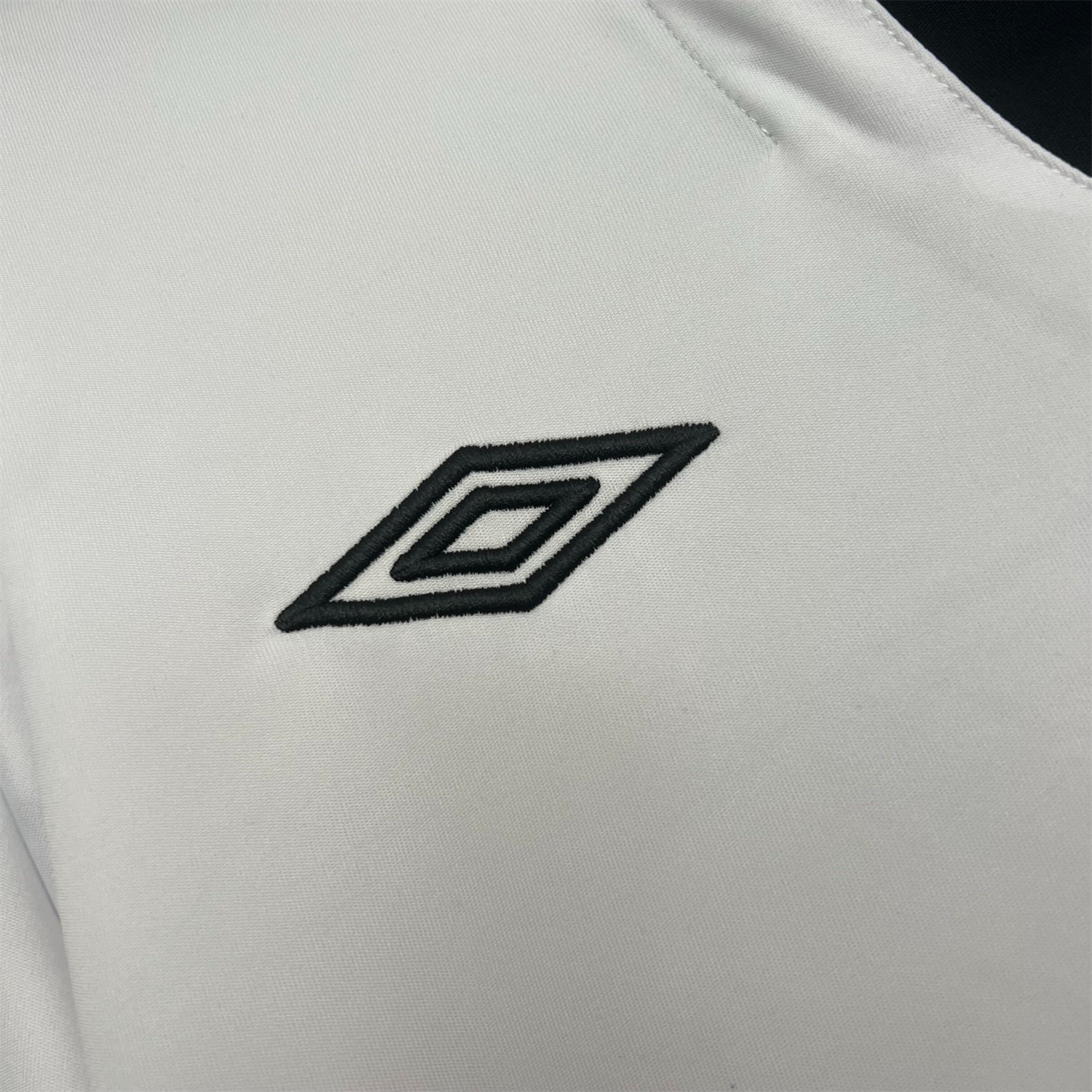 AlphaJersey-Retro Colo Colo 2013 Home White Jersey