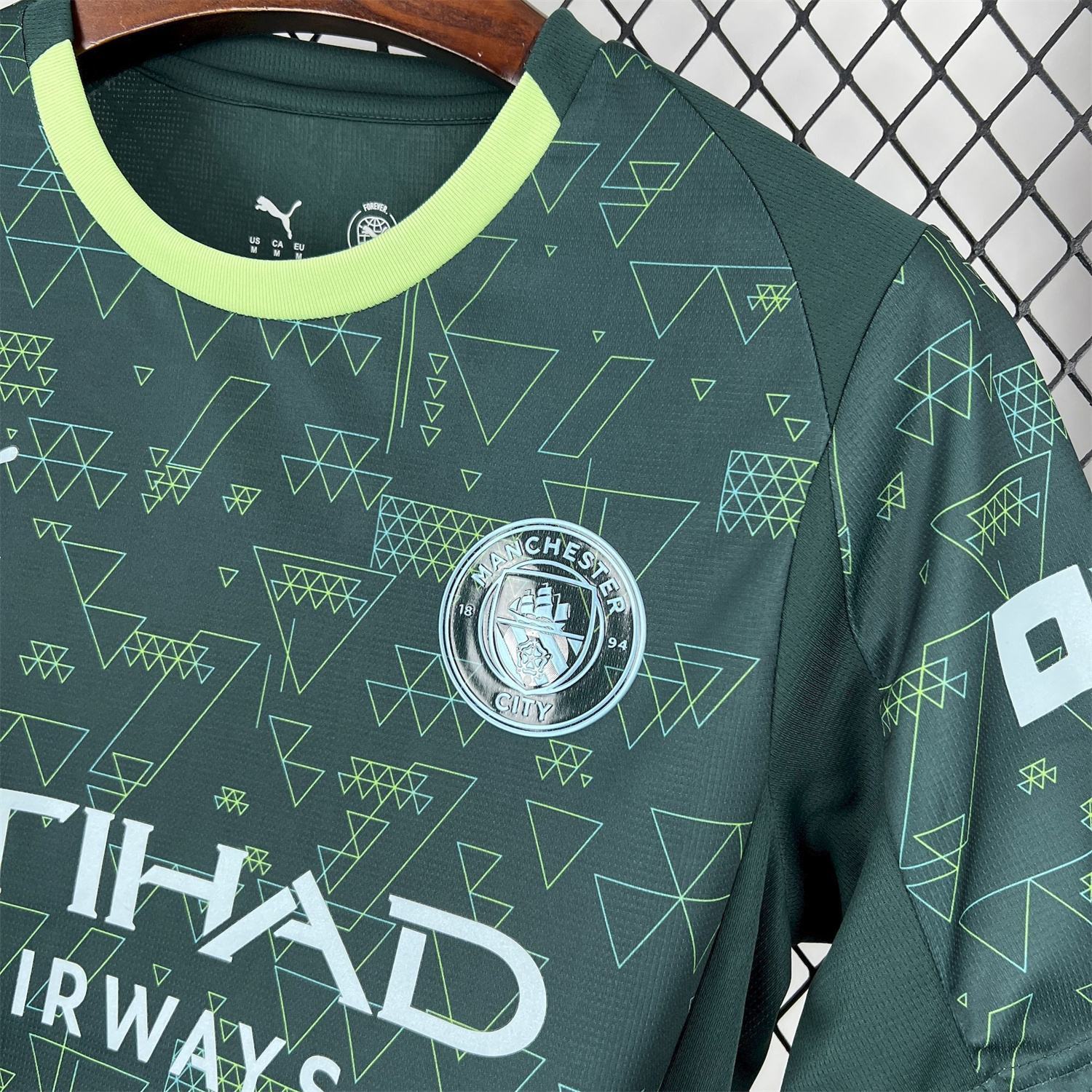 AlphaJersey-Manchester City 25-26 Fourth Green Jersey - Fans Version