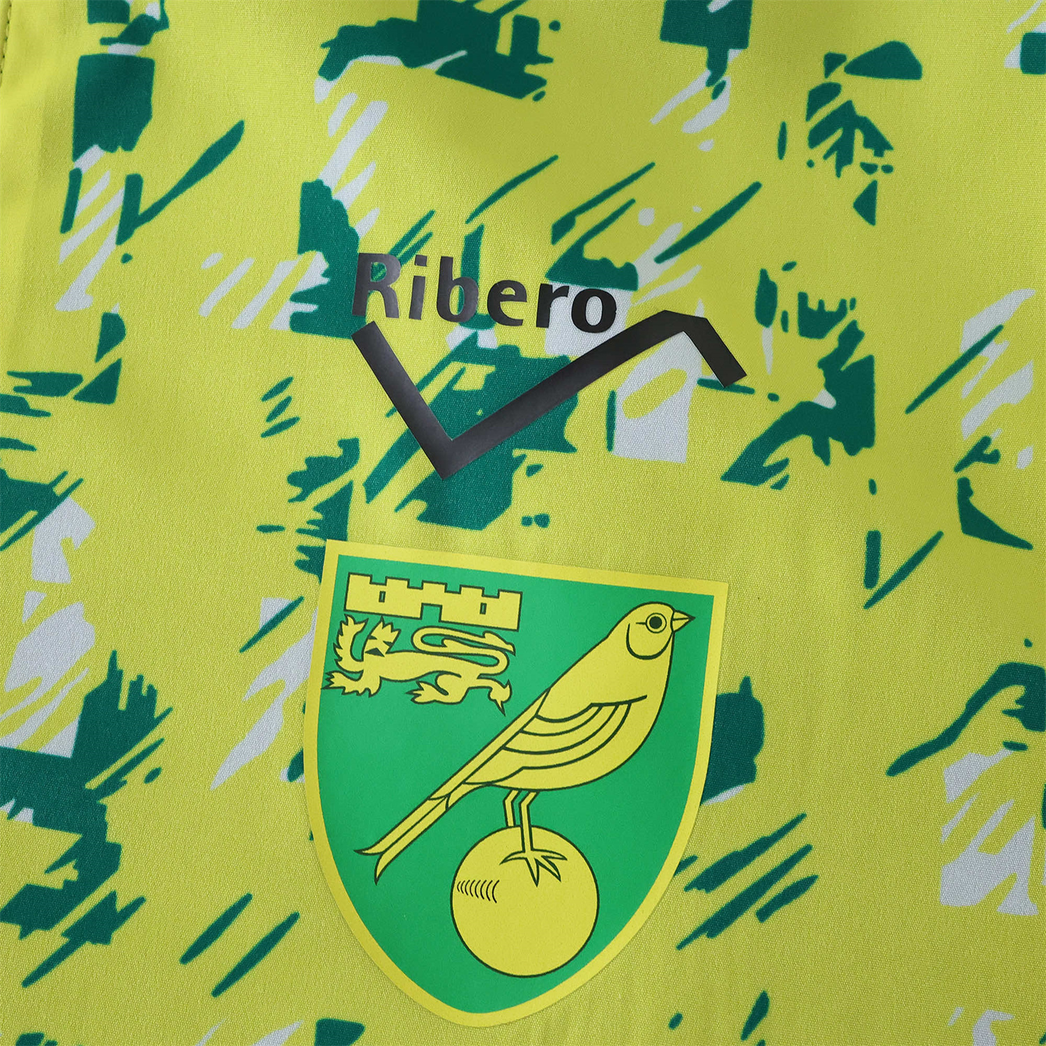 AlphaJersey-Norwich City 1992-94 Retro Style Double Sided Reversible Windbreaker - Green & Yellow