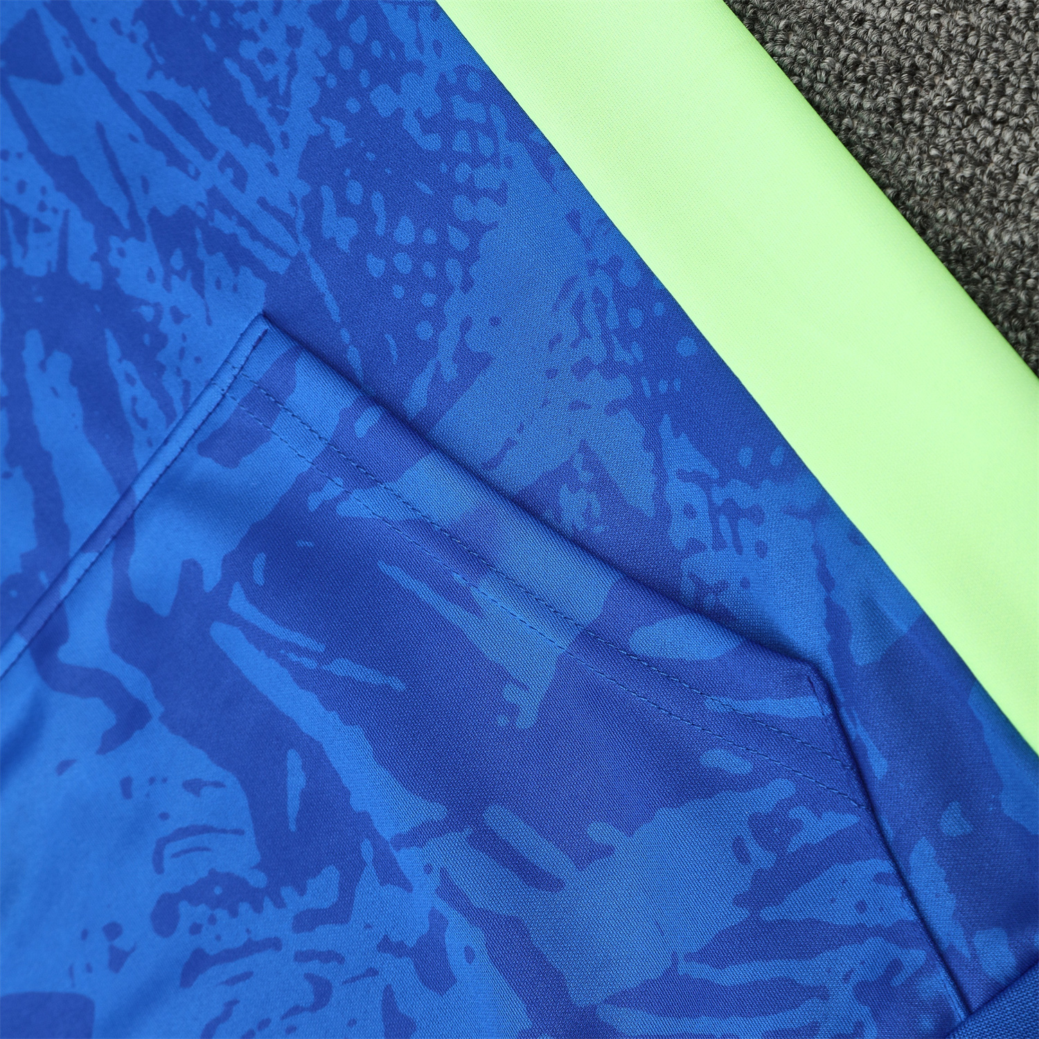 AlphaJersey-Barcelona 25-26 Training Hoodie Set - Blue Green Hoodie and Black Pants