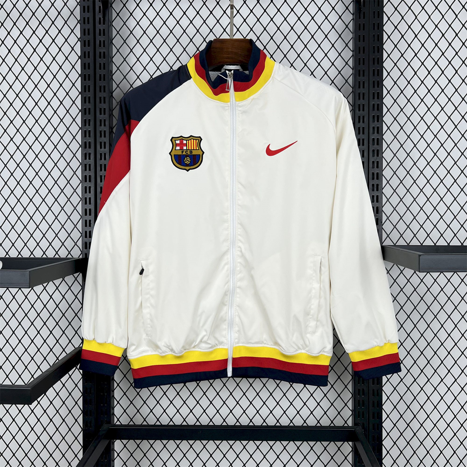 AlphaJersey-Retro Barcelona 1994-95 Player Windbreaker - White