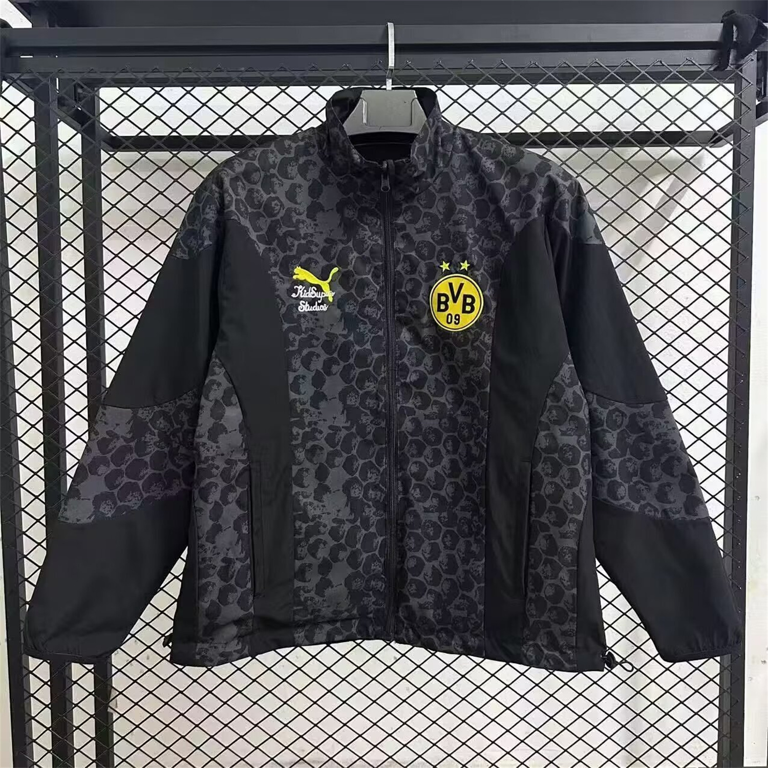 AlphaJersey-Dortmund 25-26 Black and Gray Double-Sided Training Windbreaker Jacket