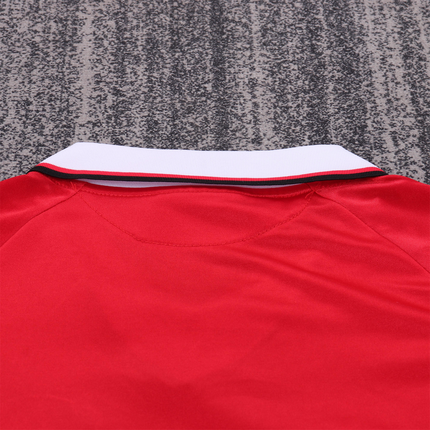 AlphaJersey-Retro Manchester United 1999-00 Home Kids Kit