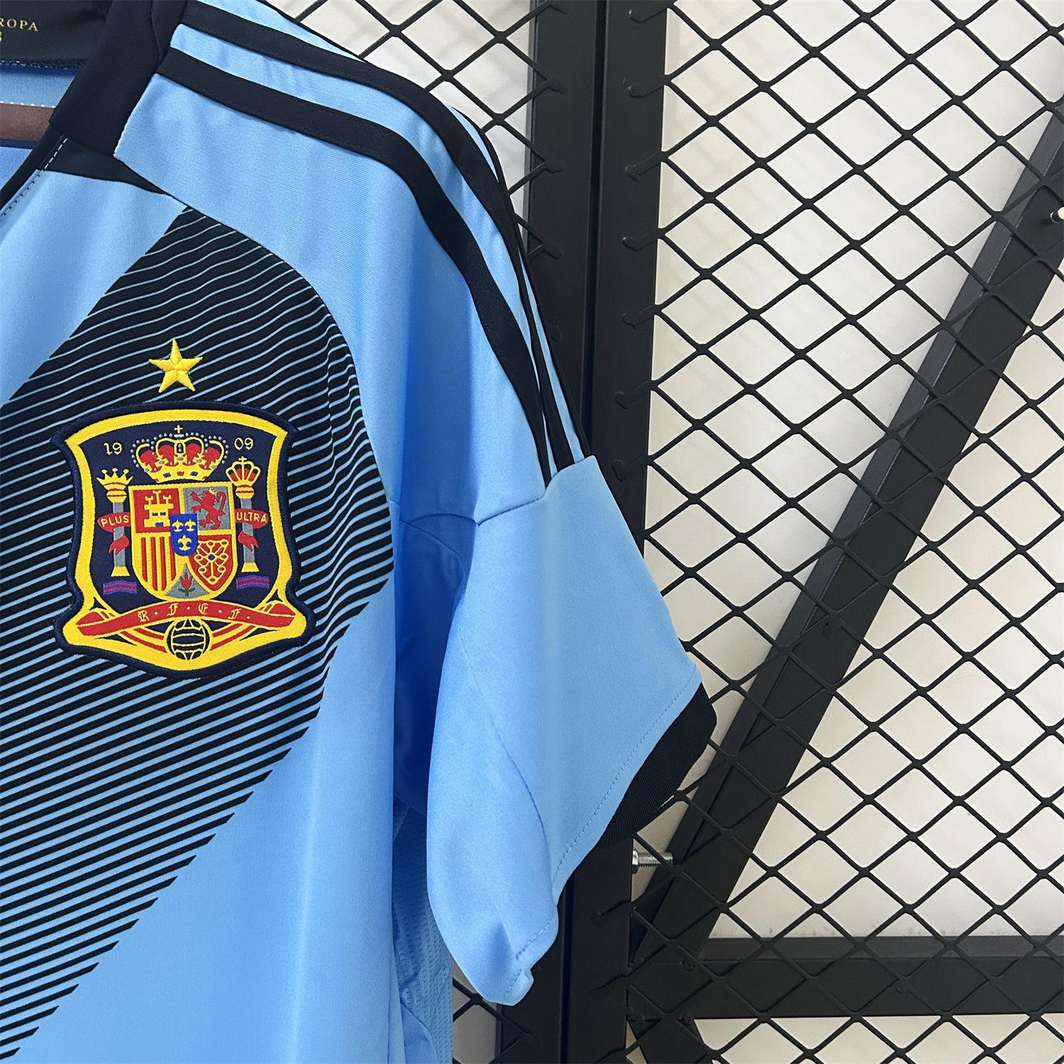 AlphaJersey-Retro Spain 2012 Away Jersey