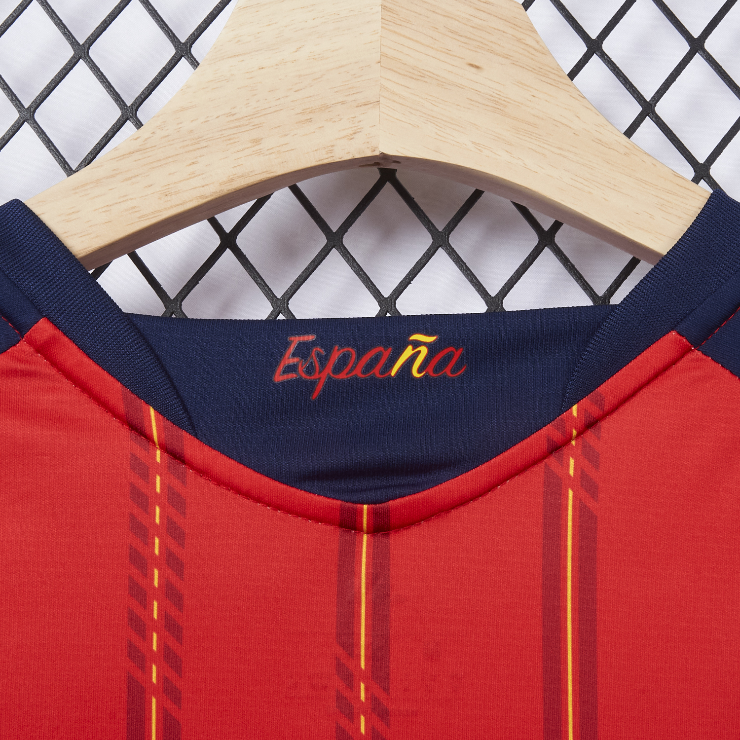 AlphaJersey-Women's Spain 2026 Home Cropped Jersey