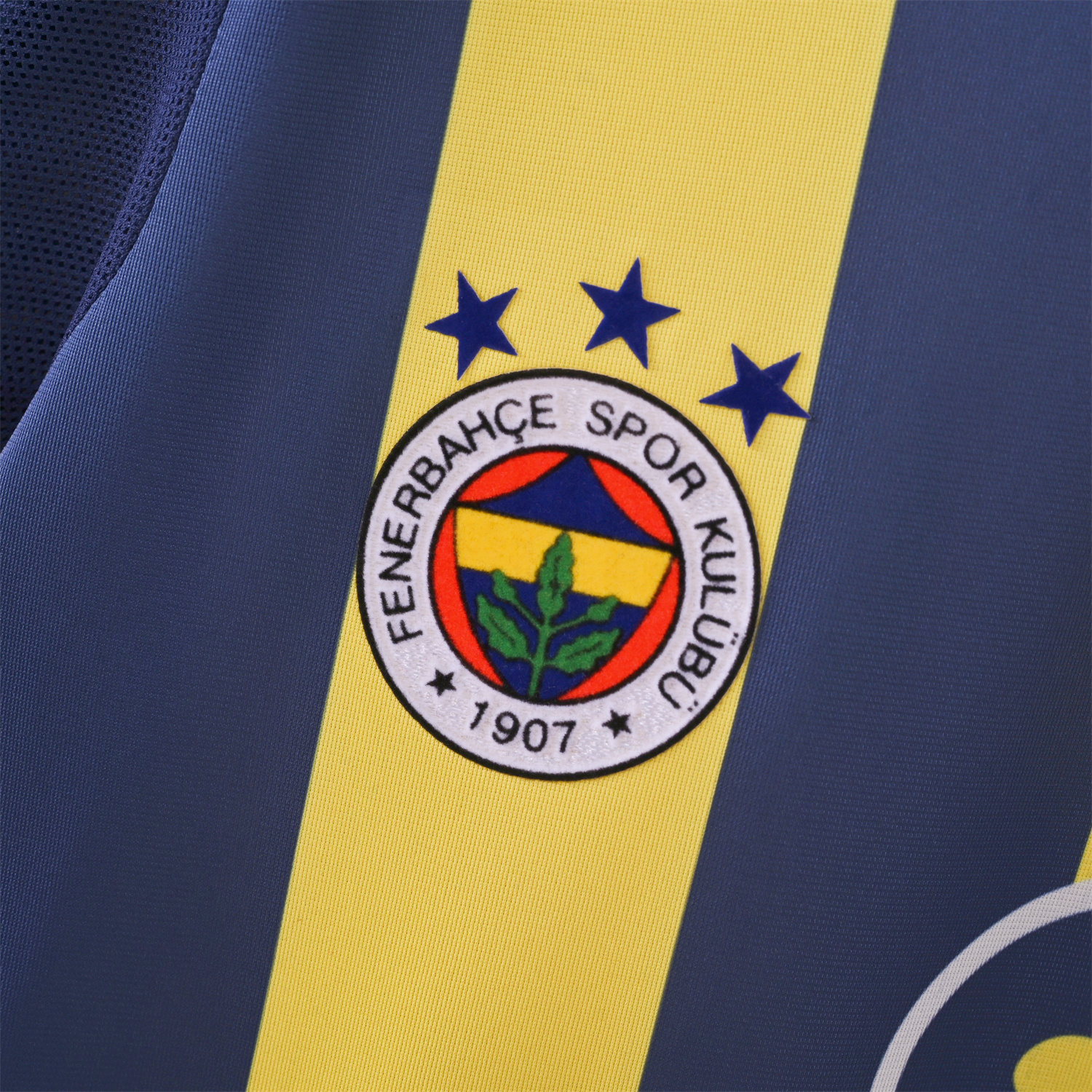 AlphaJersey-Retro Fenerbahce 2005-06 Home Jersey