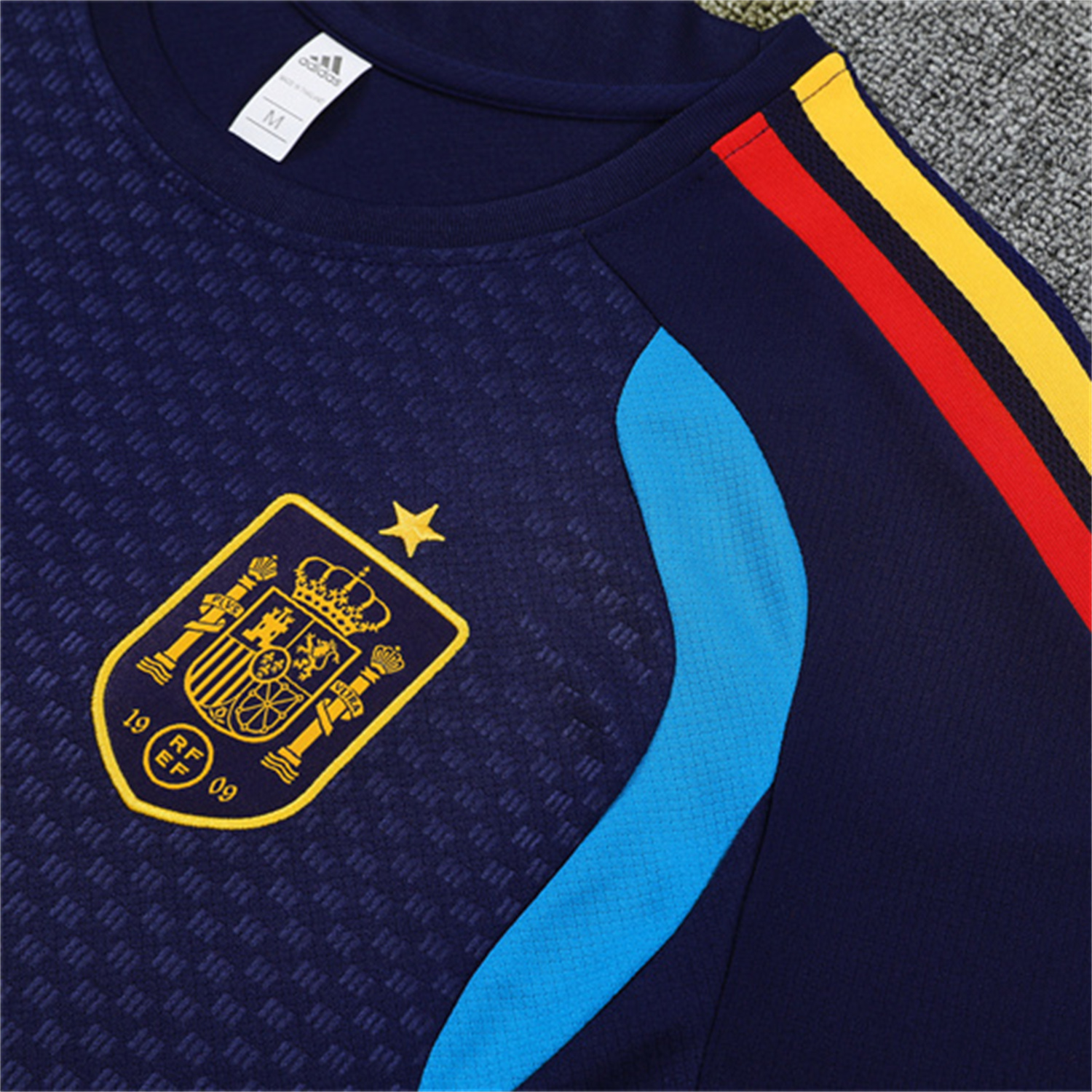 AlphaJersey-Spain 2026 Short-Sleeve Training Set - Royal Blue Top & Shorts