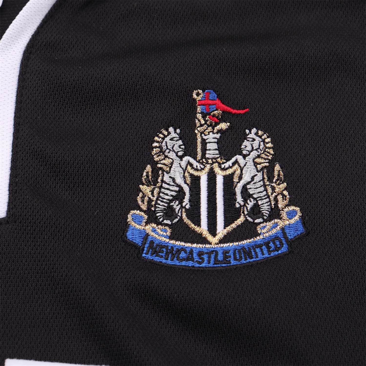 AlphaJersey-Retro Newcastle United 2000-01 Away Kids Kit
