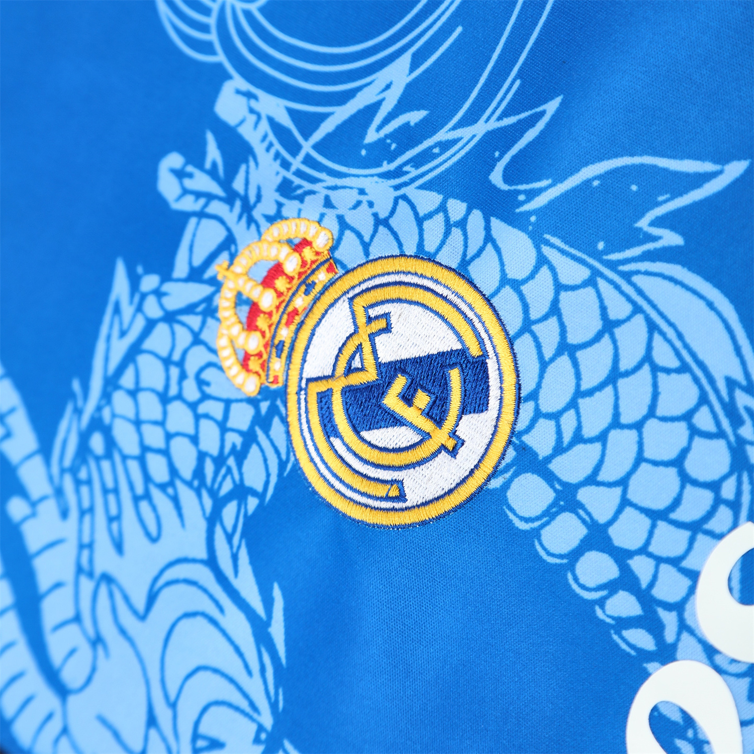 AlphaJersey-Real Madrid 25-26 Short-Sleeve Training Set - Blue Black Dragon Top & Black-White Shorts