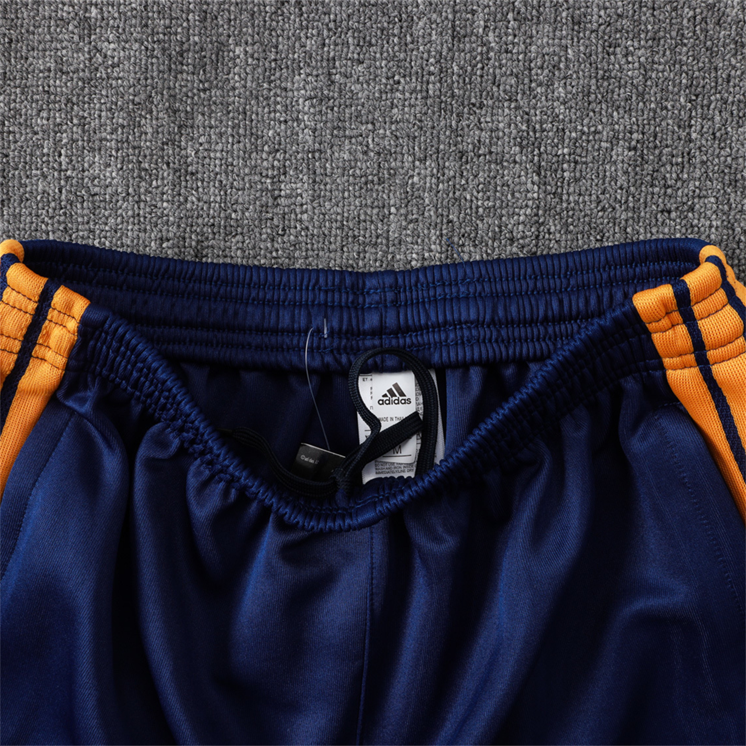 AlphaJersey-Real Madrid 26-27 Long Sleeves Training Set - Yellow Edge Deep Blue Top And Pants