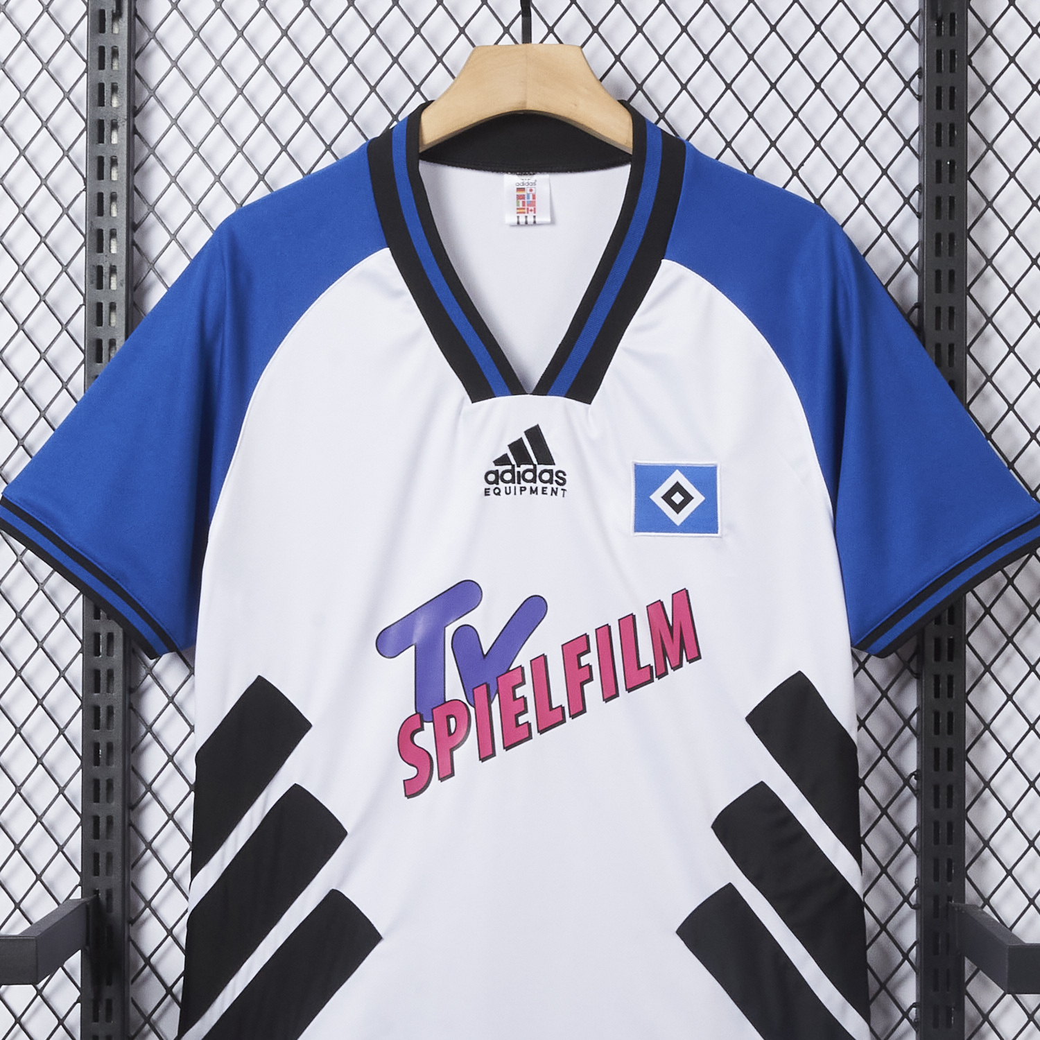 AlphaJersey-Retro Hamburger SV 1994-95 Home Jersey