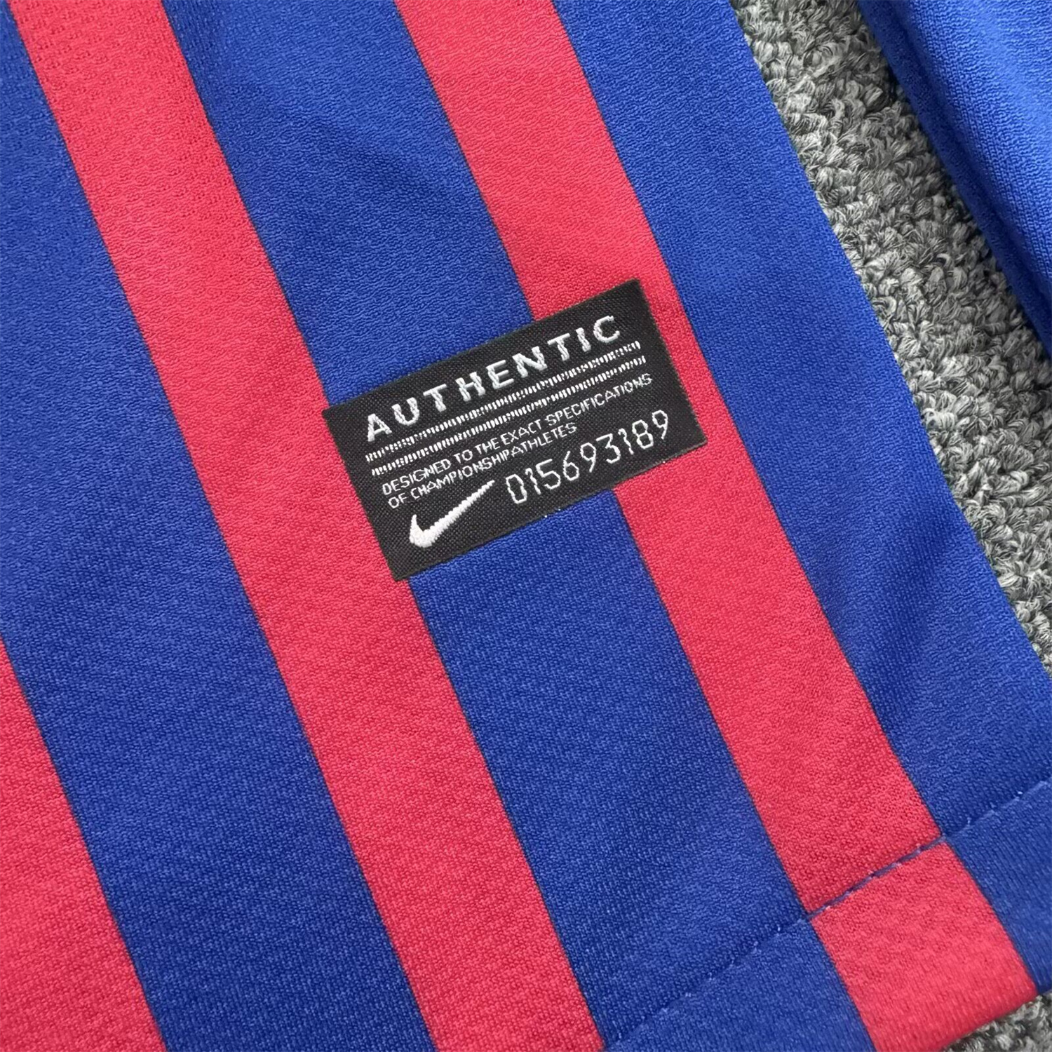 AlphaJersey-Retro Barcelona 2011-12 Home Kids Kit