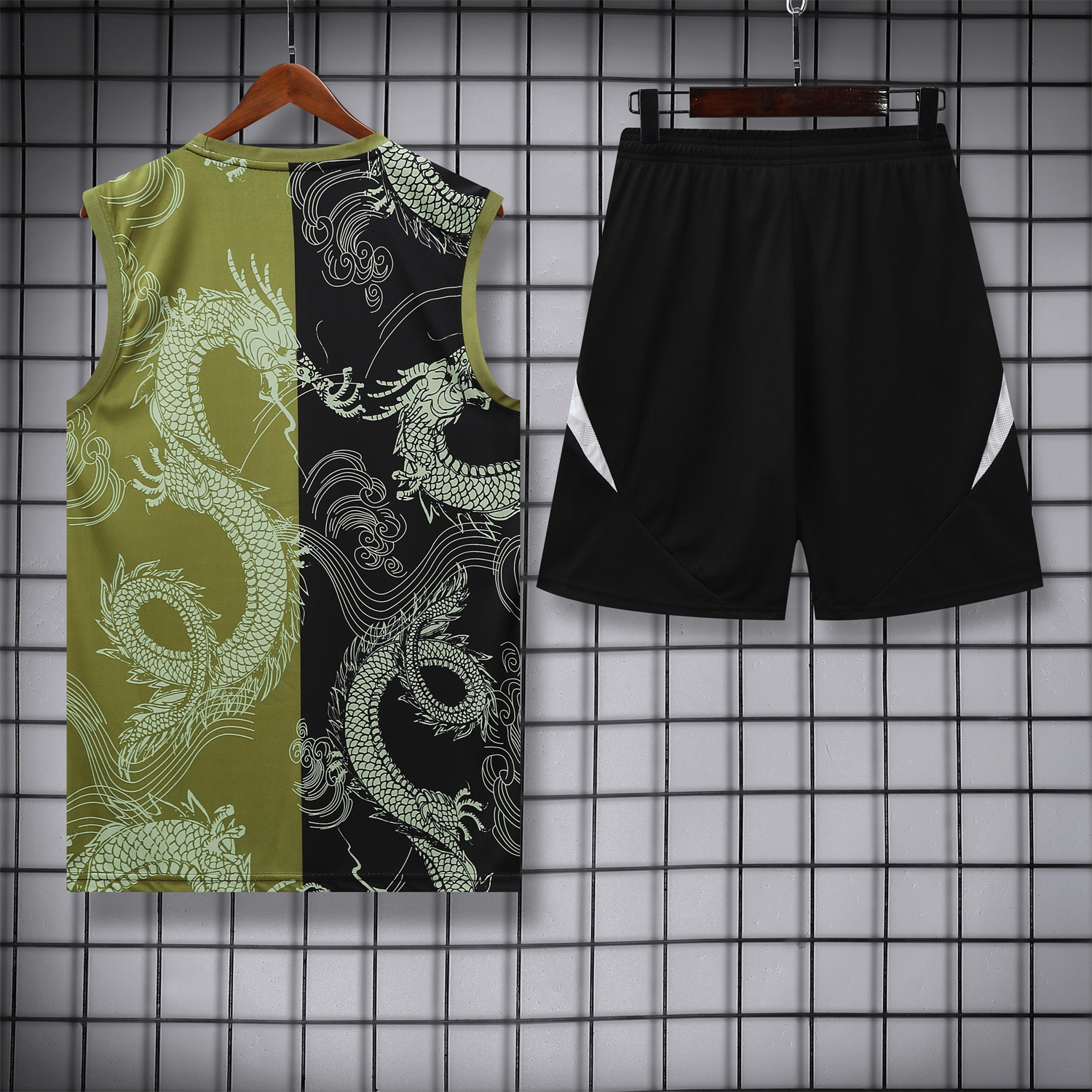 AlphaJersey-Real Madrid 25-26 Vest Training Set - Green-Black Dragon Vest & Black-White Shorts