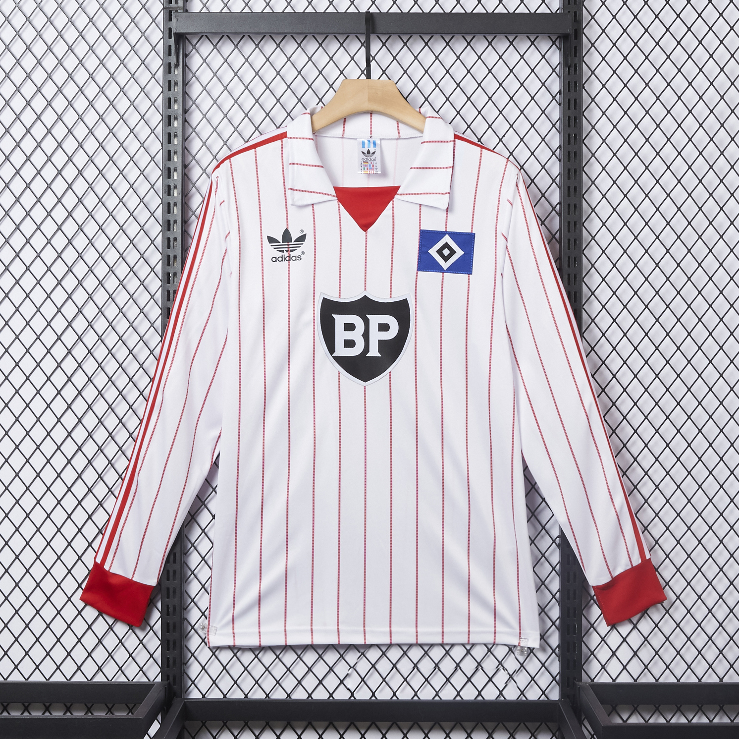 AlphaJersey-Retro Hamburger SV 1982-83 Home Long Sleeves Jersey