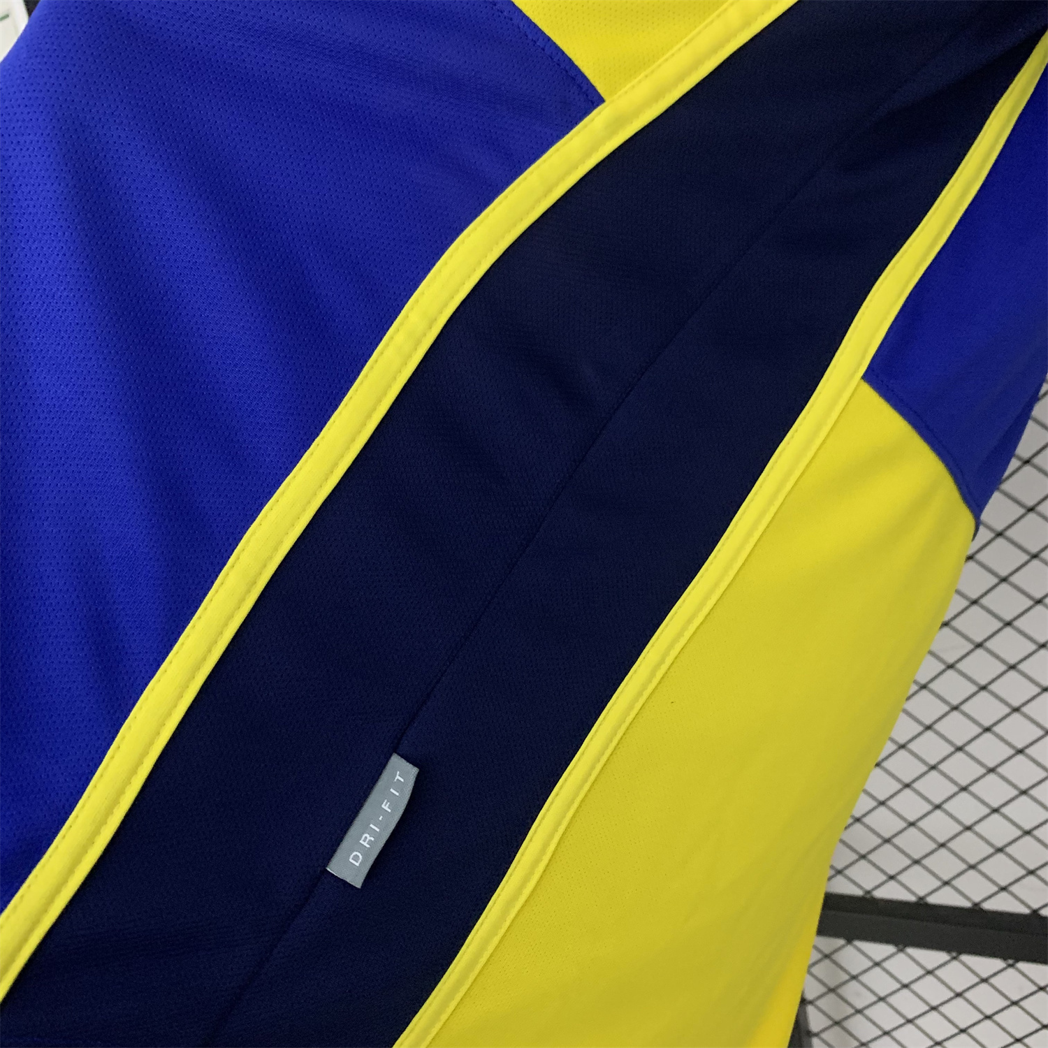 AlphaJersey-Retro Boca Juniors 2002-03 Home Jersey