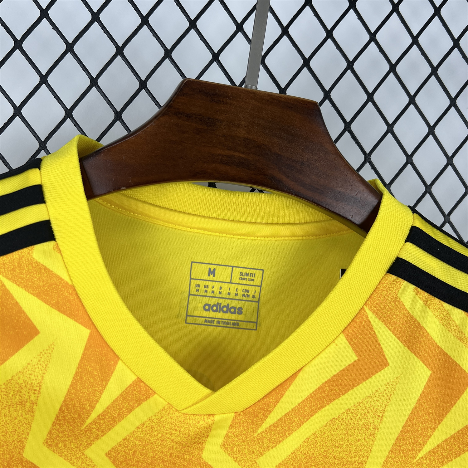 AlphaJersey-Retro Benfica 2022-23 Away Jersey