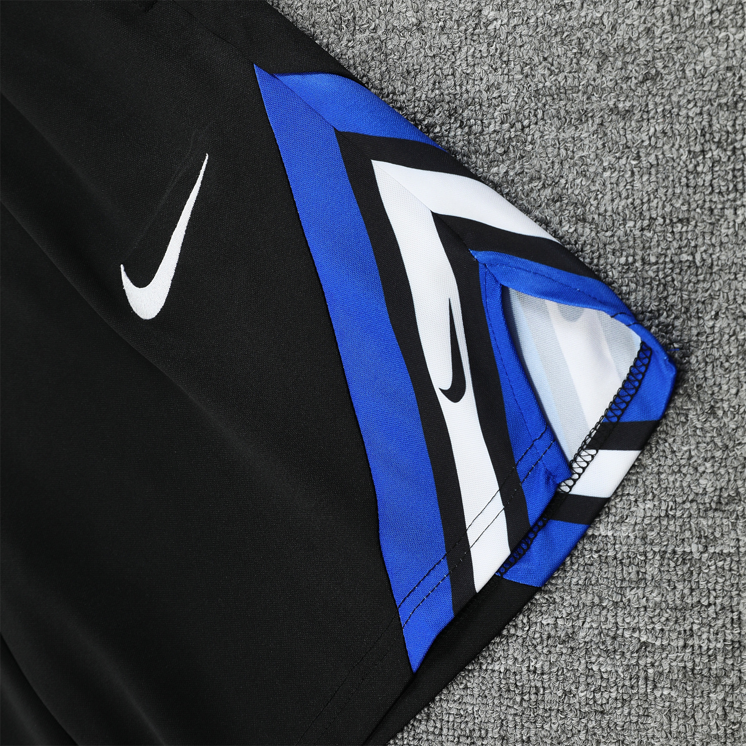 AlphaJersey-Inter Milan 25-26 Short-Sleeve Training Set - Blue Top & Black Shorts