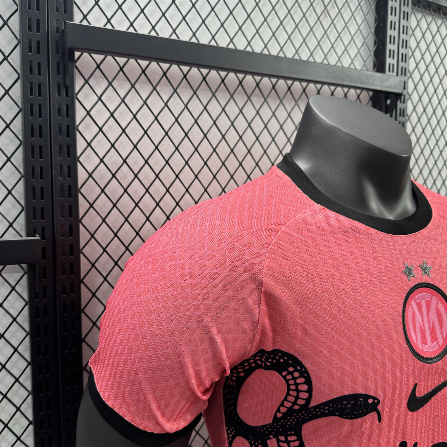 AlphaJersey-Inter Milan 25-26 Black Snake Special Pink Jersey - Player Version