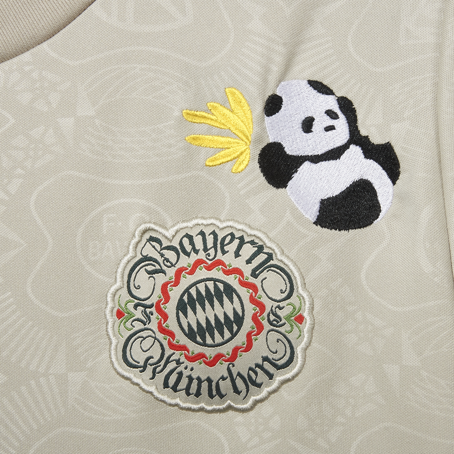 AlphaJersey-【Panda Bamboo Embroidered Version】Bayern Munich 25-26 Oktoberfest Jersey - Fans Version