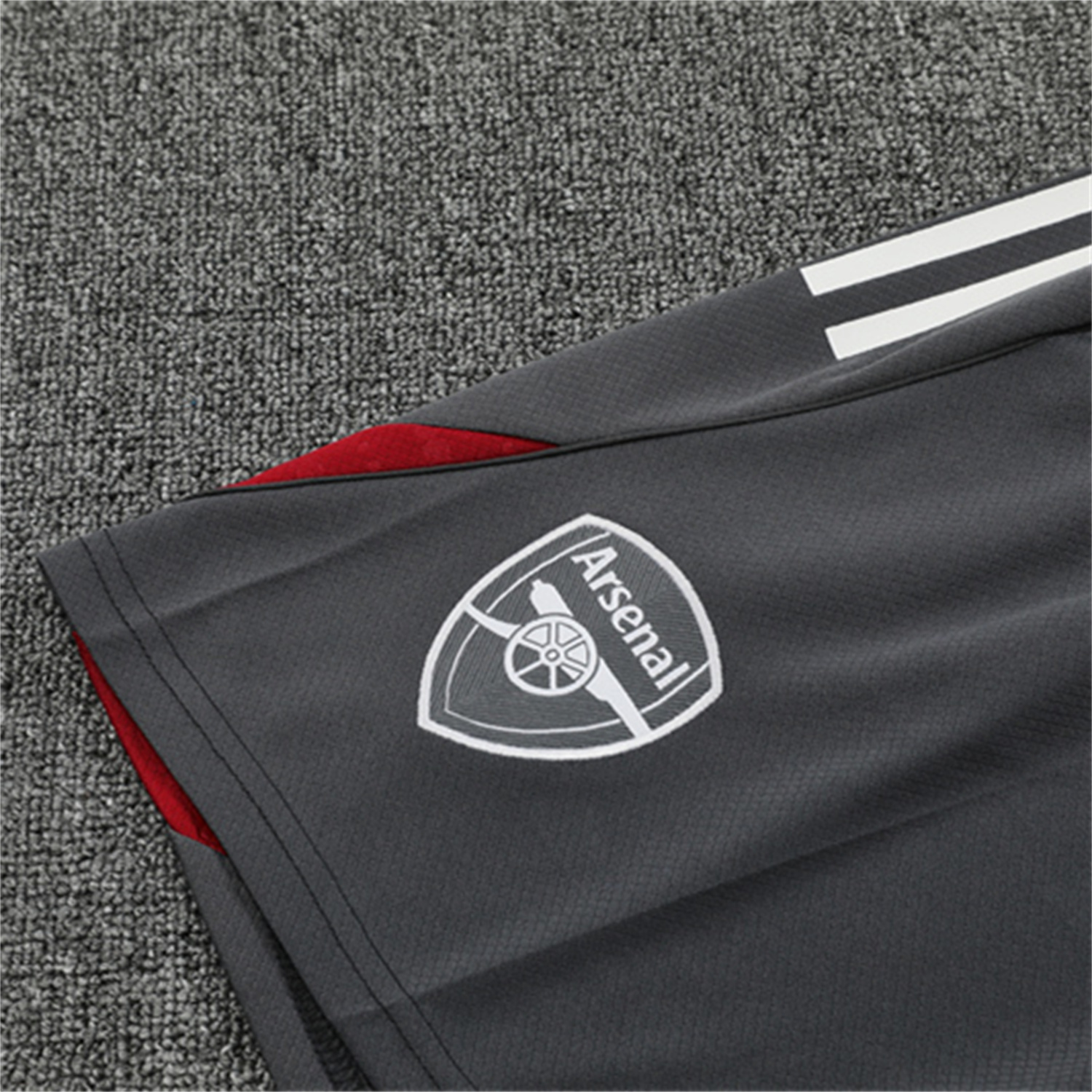 AlphaJersey-Arsenal 25-26 Kids Short-Sleeve Training Set - Red Top & Green Shorts