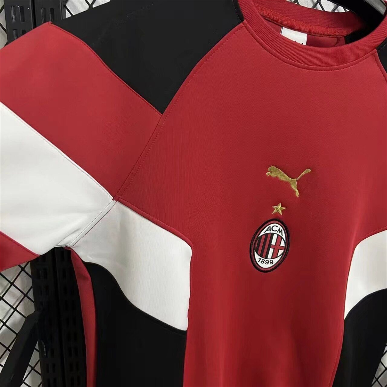 AlphaJersey-AC Milan Red And Black Unisex Pullover Hoodieullover Hoodie