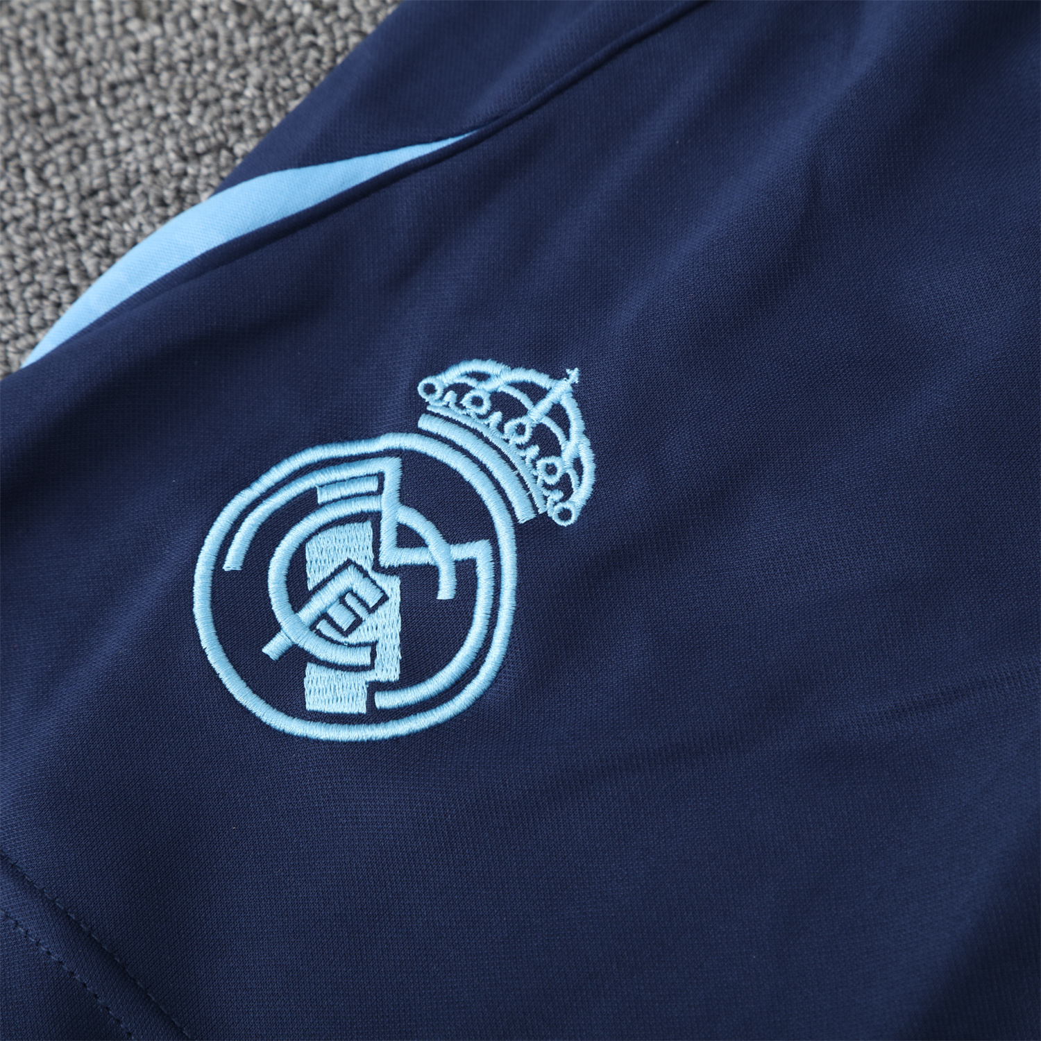 AlphaJersey-Real Madrid 25-26 Short-Sleeve Training Set - Blue Water Pattern Top & Deep Blue Shorts