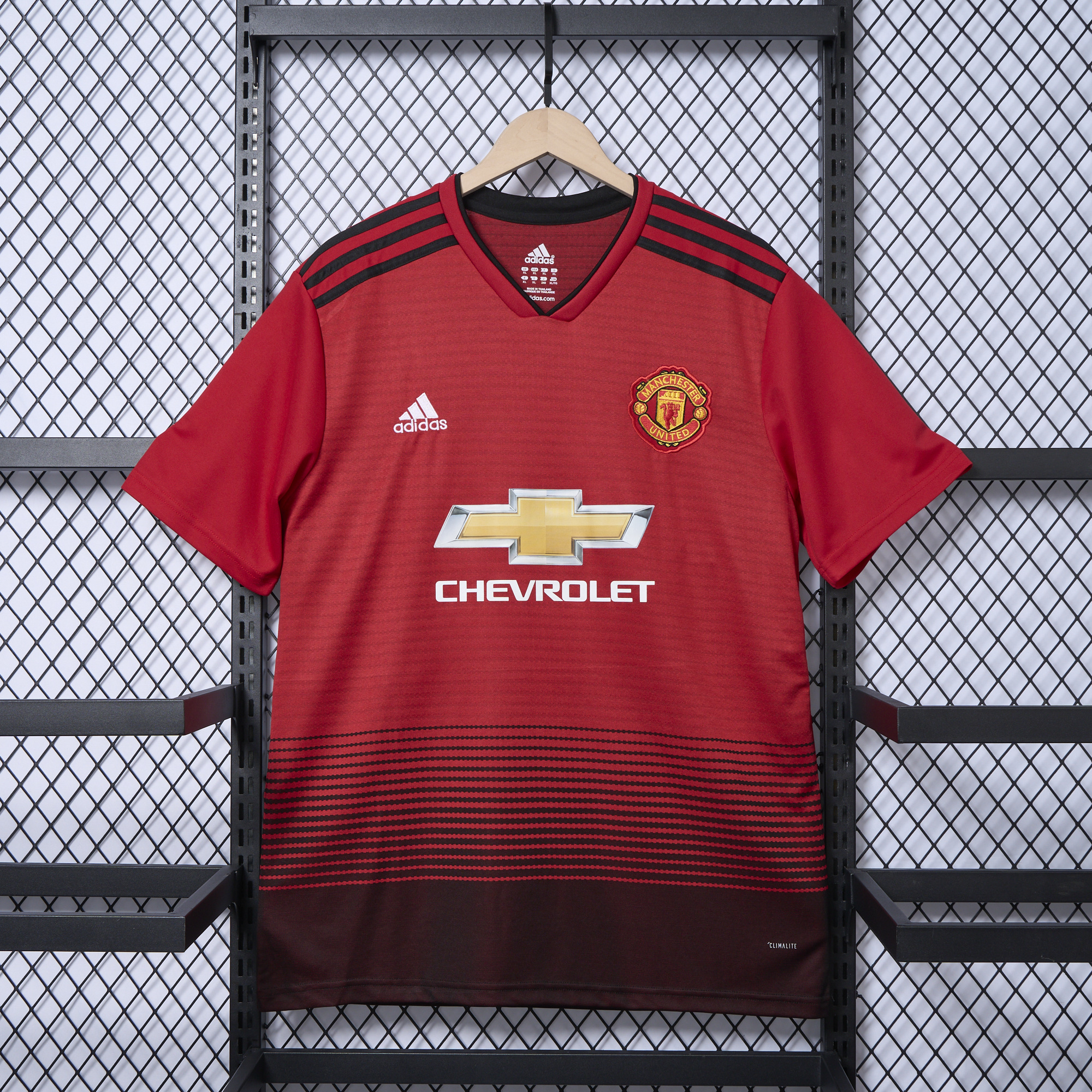 AlphaJersey-Retro Manchester United 18-19 Home Stadium Jersey