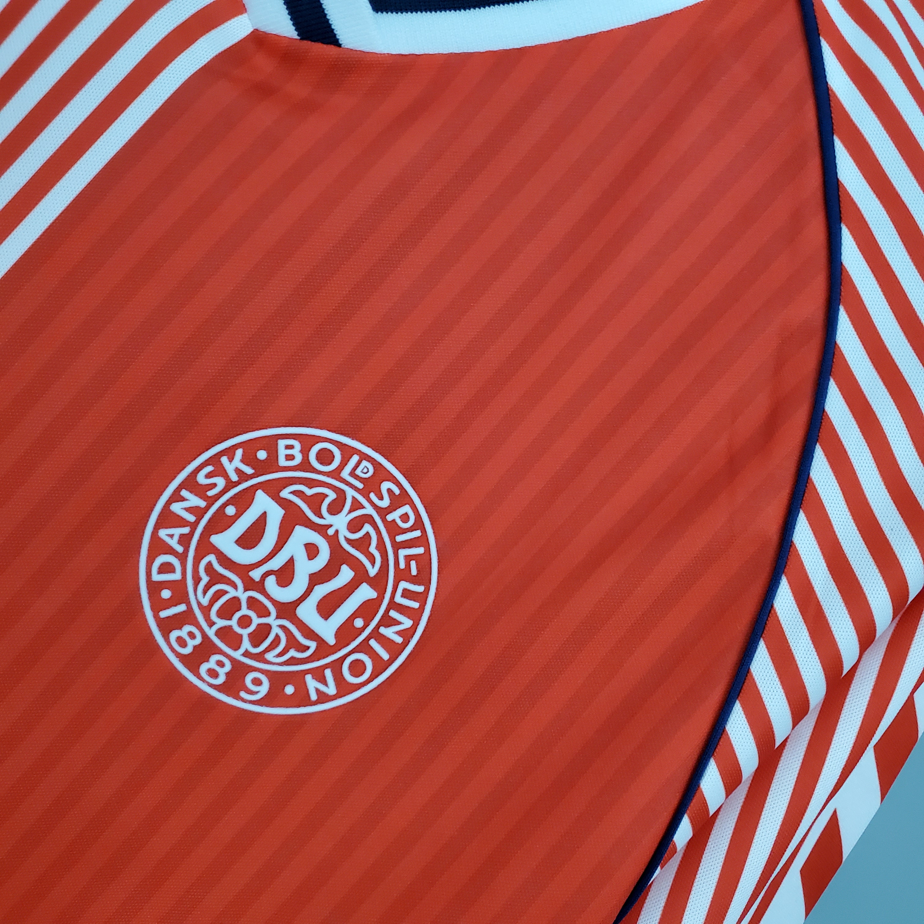 AlphaJersey-Retro Denmark 1986 Home Stadium Jersey