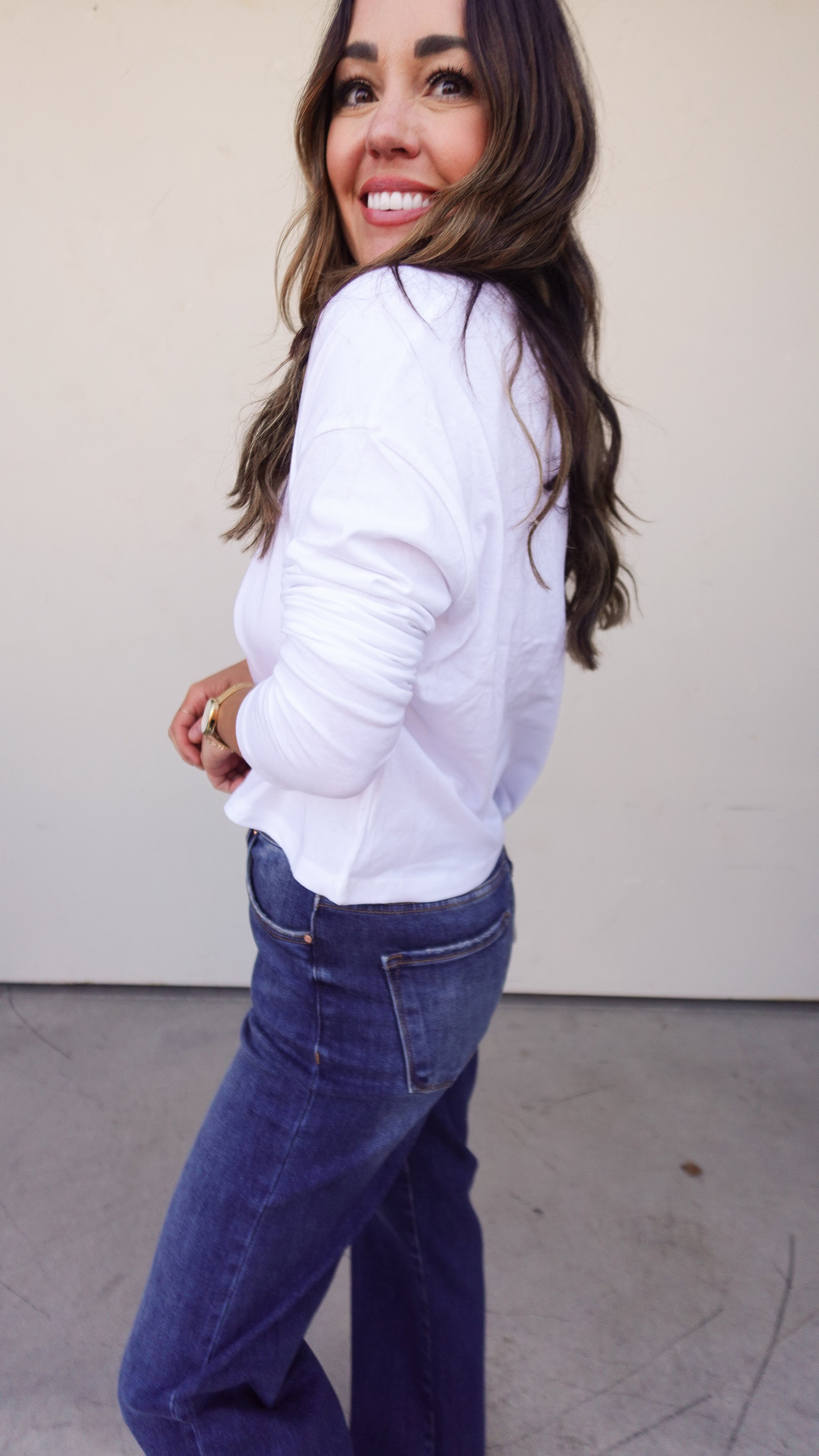 White Relaxed Long Sleeve Tee | Elegant Women's Fashion by coolavocek